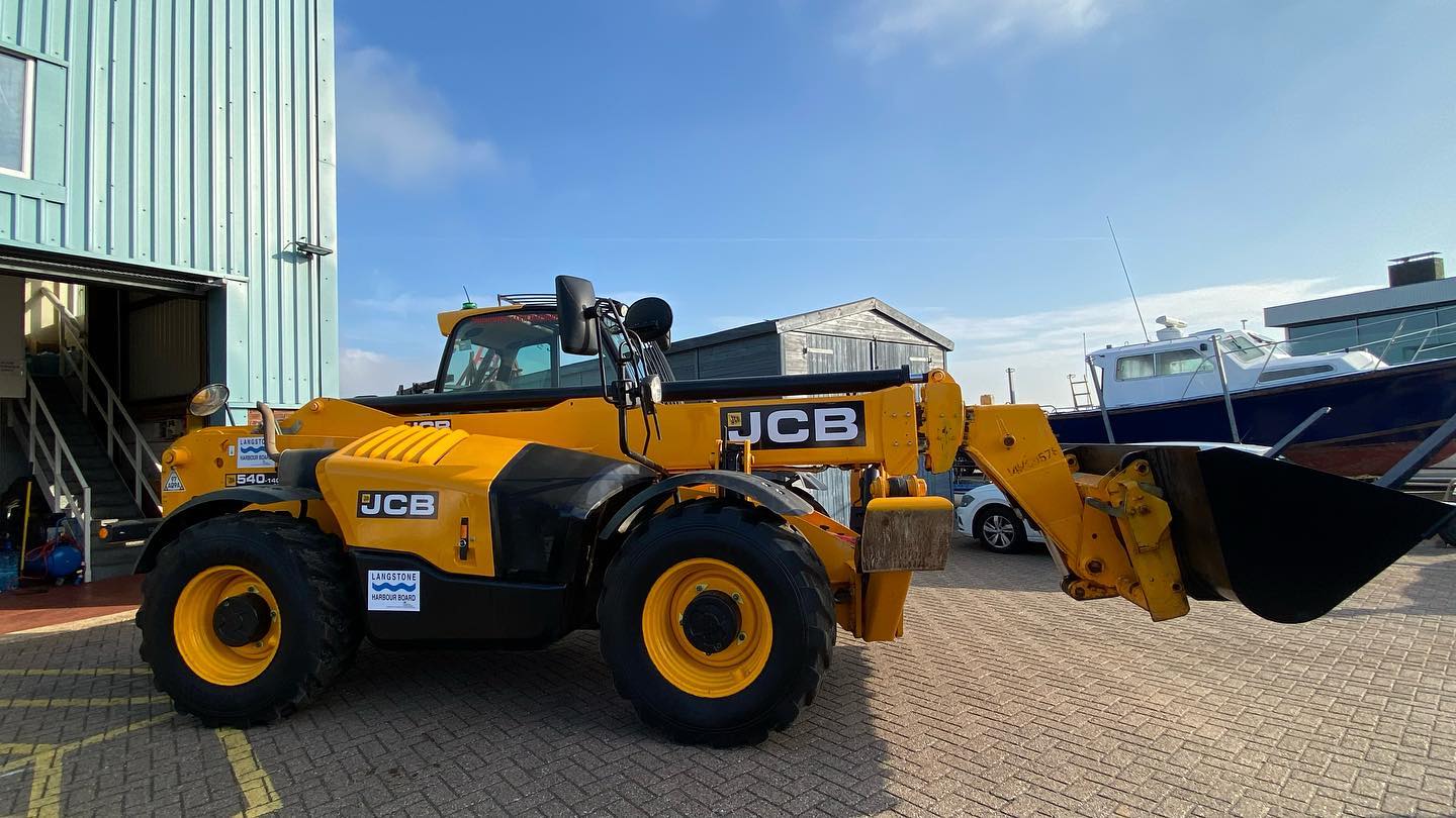 We’re very excited today as we’ve received our telehandler! Part funded by the DEFRA UK Seafood Fund, this along with our incoming slipway trailer will hugely improve our operational capability and provide regionally significant lift out facilities for vessels up to 47 tonnes! We can’t wait to get going!🚜🚤🐟