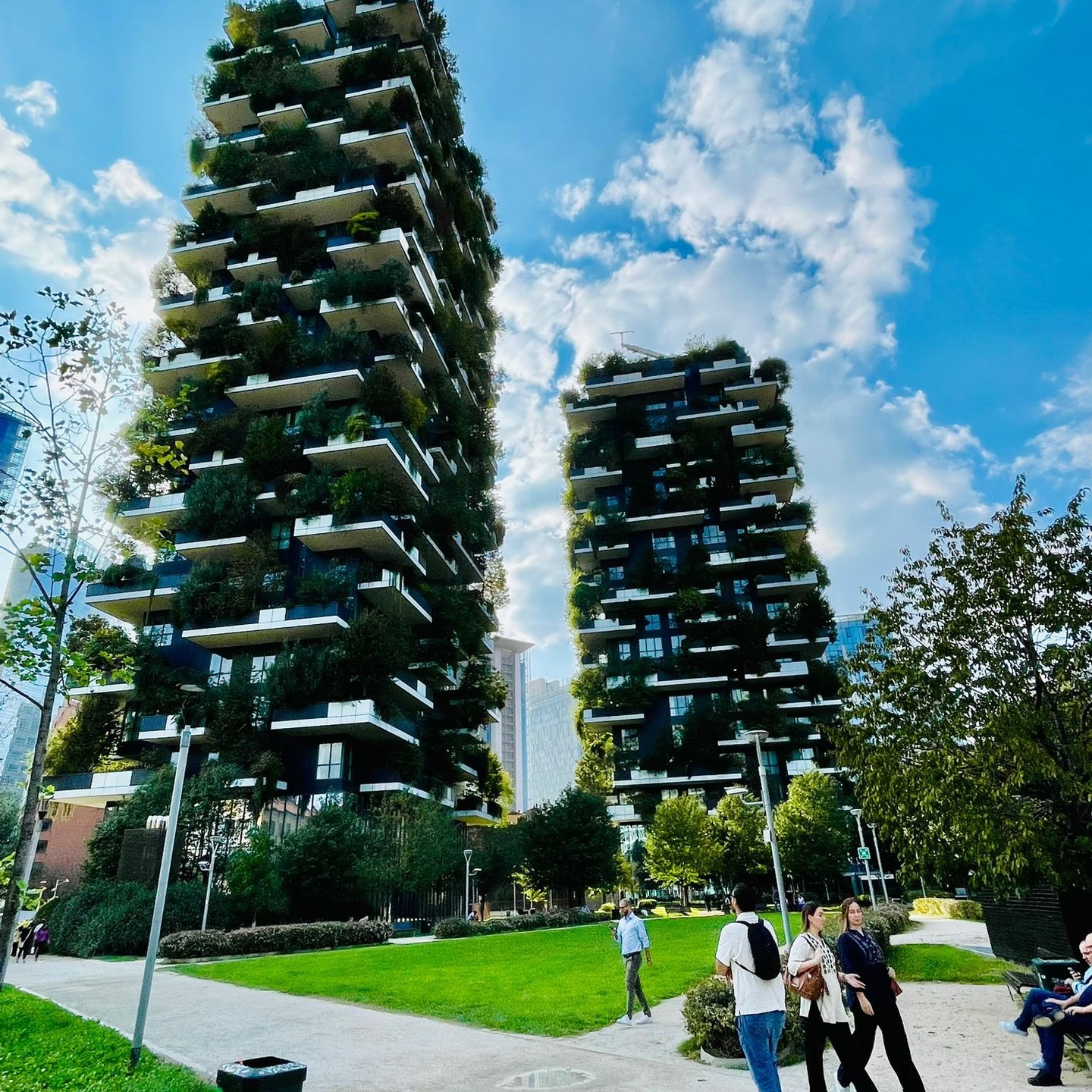 Today viewing #offmarket properties at #boscoverticalemilano in #milan
Our 3 days in Milan are full of meetings and good food