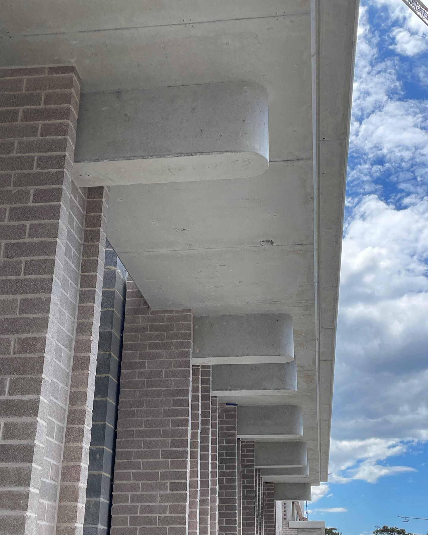 Congratulations to the Formscaff Team for selecting Bespoke Formwork to supply radius beam moulds for their prestigious Eastgardens project.. the finished concrete was to the highest standard for institute concrete. #bespokeformwork #customconcrete #radiusbeams #formscaff #architecturalconcrete #concretemoulds #offformconcrete