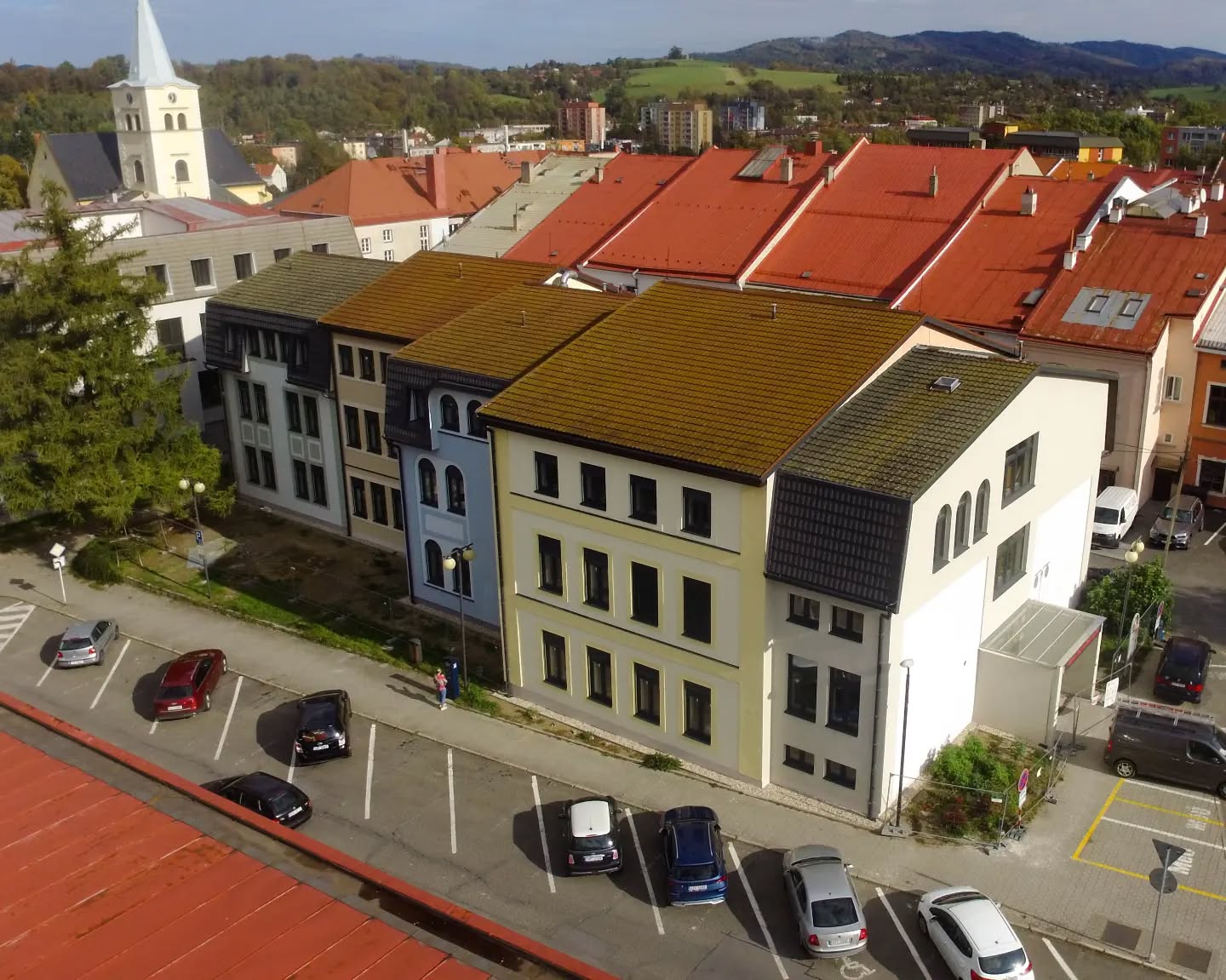 Stavební úpravy a zateplení úřadu Města Valašské Meziříčí na ul. Soudní 1221, Valašské Meziříčí operační program Životní prostředí 👷✔️