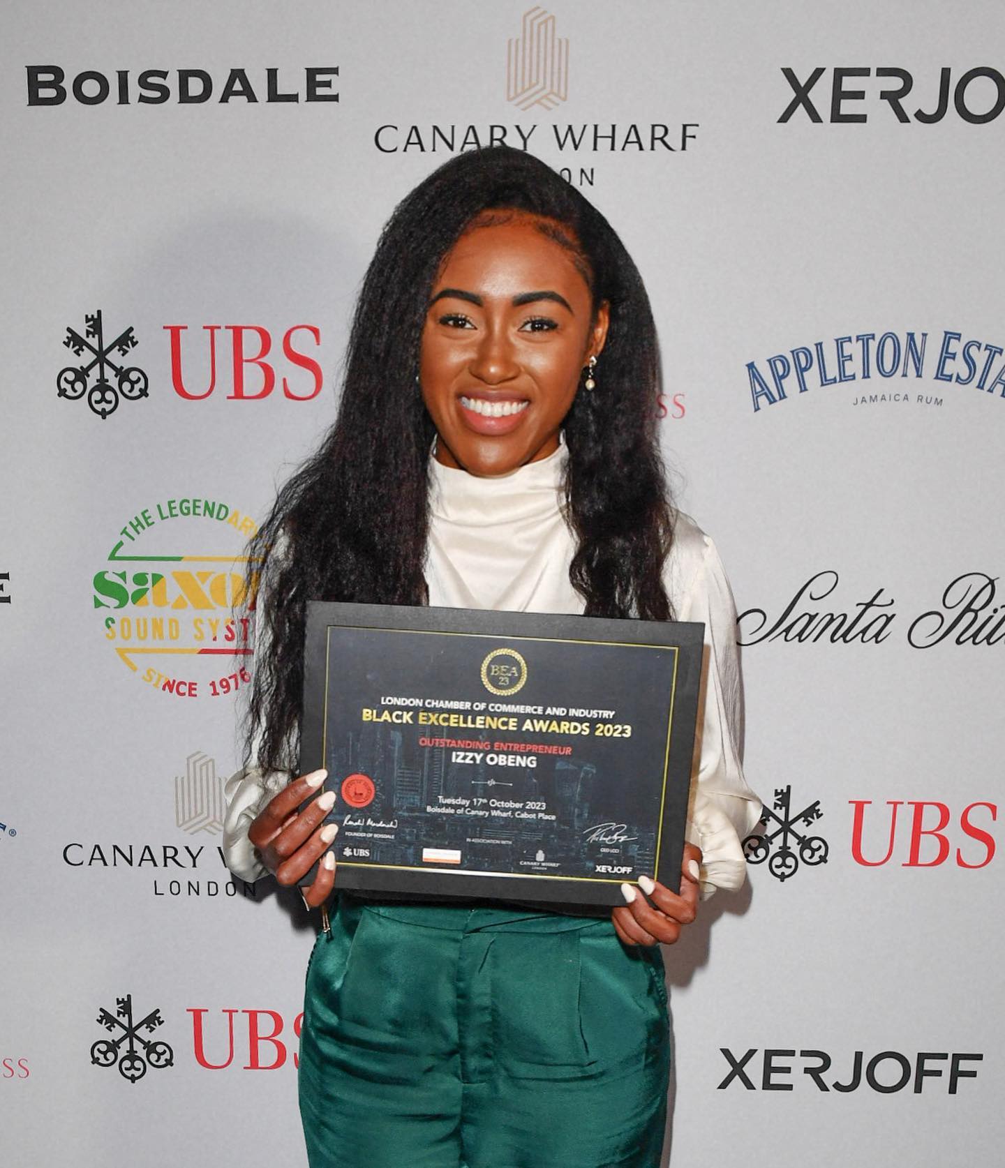 A little news 🎉
Absolutely honoured to have received the Outstanding Entrepreneur Award at this week’s London Chamber of Commerce & Industry Black Excellence Awards ✨
5 years into our journey building @foundervine, it’s a celebration of the efforts of our entire team and the impact they have created across the startup ecosystem 🚀
A wonderful, inspiring evening celebrating excellence across our community 👏🏽
Our five year impact report is now live - download now via link in bio
Thank you @london_chamber @ubs @xerjoff @canarywharflondon @janelleraeburn @powellpaula + congrats to all other winners and nominees 🤍
