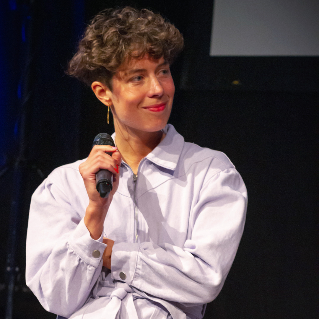 @when_the_world_comes_to_an_end was in such great company at @crossingeurope 2022 ❤️
.
1: foto by Andreas Kepplinger @subtext.at
2: great company at the screening
3: also great company, at my friend's house
.
#femalefilmmaker #metaverse #virtualreality #shortfilm #contemporaryart #femaleartist