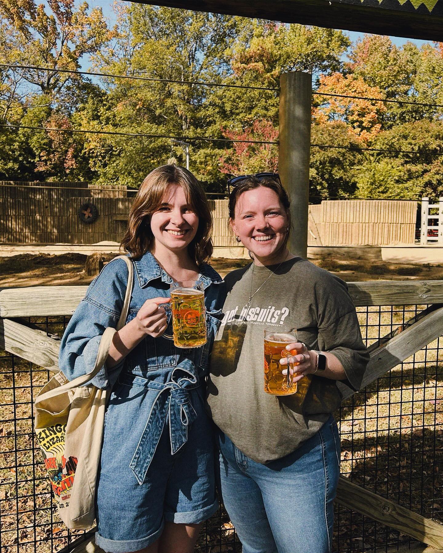 Zootoberfest with the best 🍻🦓