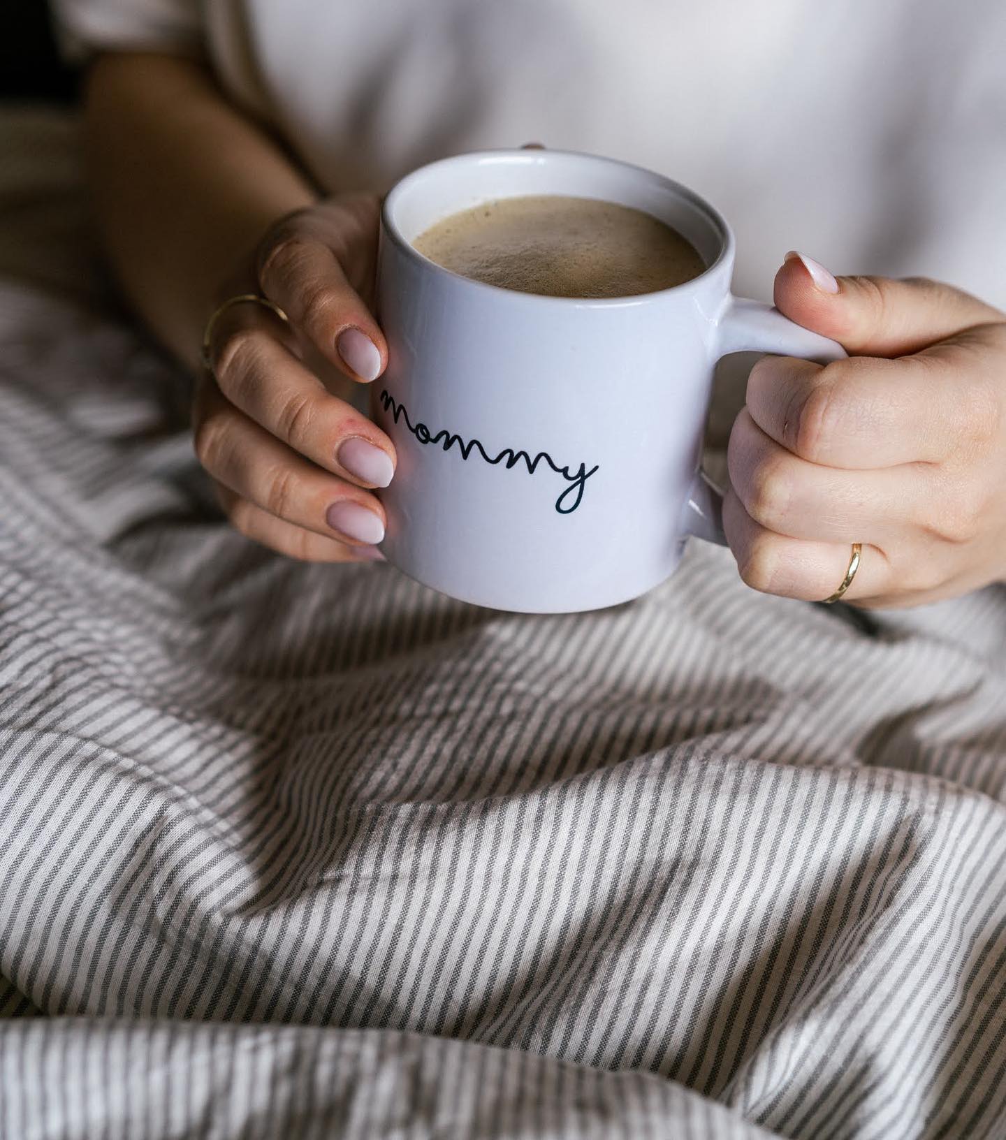 WHY COFFEEMAMA?
⚡️ Less or caffeine-free options (Decaf, Half-Caff, and Grain Coffee)
⚡️ Coffees enriched with Vitamins C, B1, B2, B6, and B9 for extra energy and well-being.
⚡️ Promotes lactation, as grain coffee contains lactogenic foods (barley, dandelion root).
⚡️ Supports digestion due to high fiber content.
⚡️ Natural ingredients and processes - caffeine is removed using the 'Swiss water' method. (Not using any chemicals.)
⚡️ Freshly roasted in a micro-roastery in Slovenia.
#coffeemama #vitamincoffee