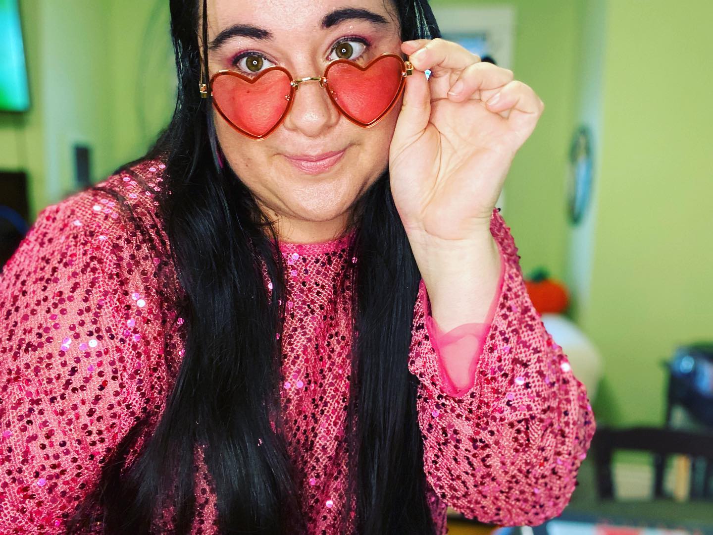 I’m still recovering from COVID so no Halloween weekend fun for me but I just wanted everyone to know that Ben and I were going to go as Barbie and Ken 💕
.
Ben suggested we get dressed up, take some pictures and then go back to bed haha 💋 #kenough #barbie #halloween #thisbarbieloveshalloween #pinkpinkpink #barbiestyle #barbieandken