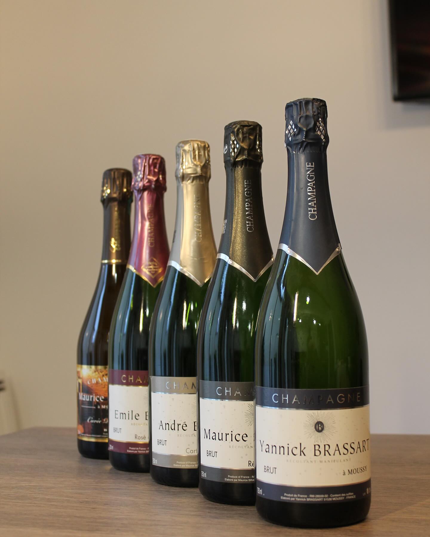 Happy Champagne Day à tous nos amis et collègues vignerons !
#champagne #champagneday #champagnebrassart