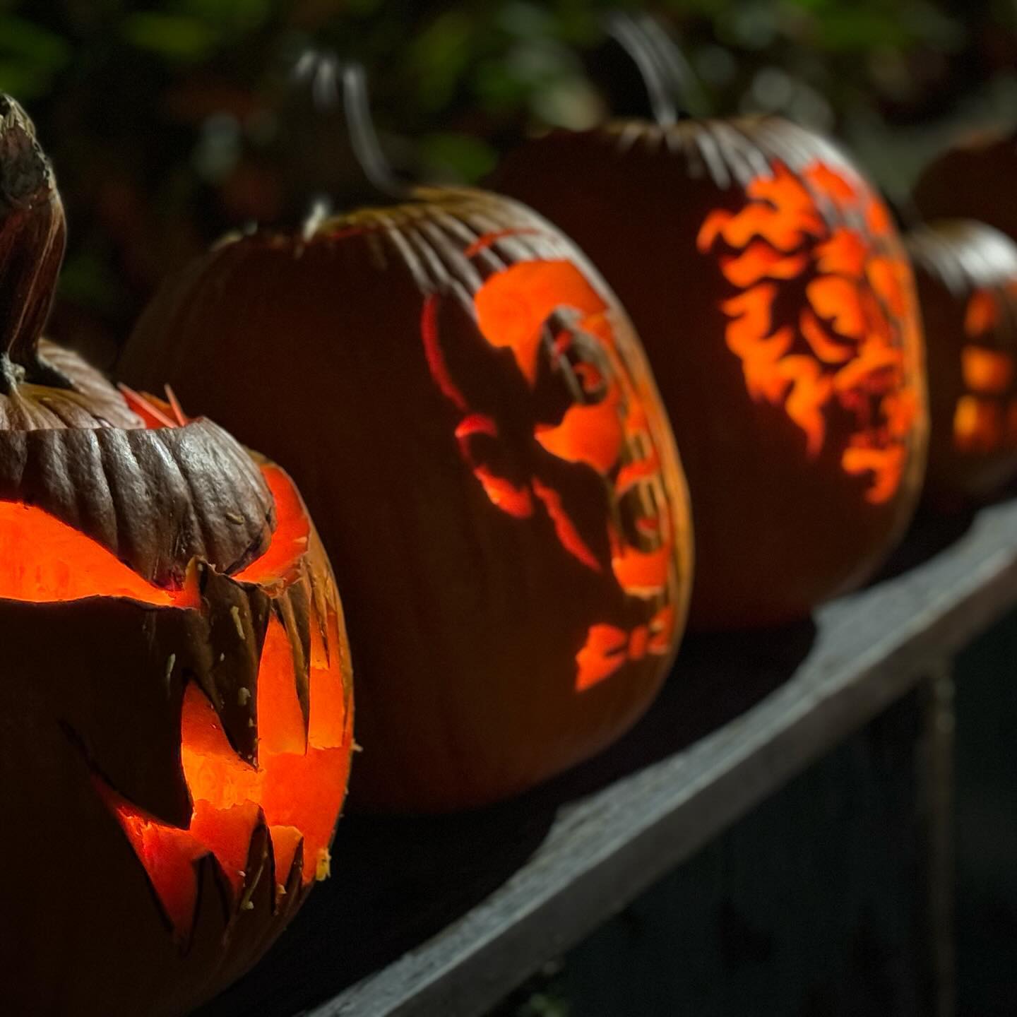 Happy Halloween from @thomassquaresav 🎃 Wishing you a day filled with thrills, chills, and lots of treats! Swipe to see photos from the neighborhood Pumpkin Carving Event last week. Thank you for organizing and hosting this wonderful event @gooseheadkenny 👻 We had a wonderful time!
