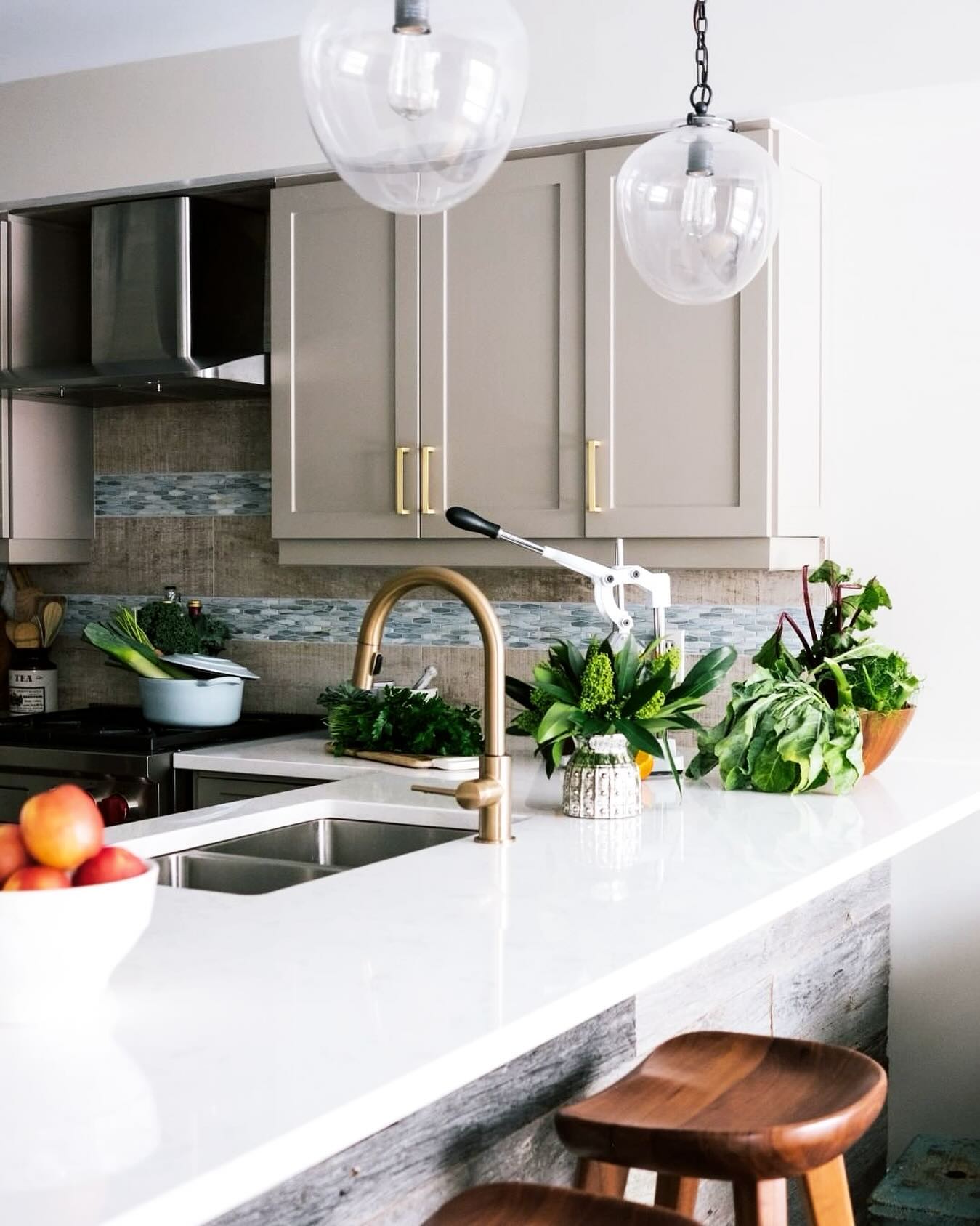 Join our Total Home Manager family and enjoy home maintenance, speedy repairs, and upgrades that are all treats, no tricks! Say goodbye to DIY nightmares and hello to worry-free homeownership. Your home deserves the best, and we’ve got you covered. 🏡🎃 #NoTricksJustTreats
.
.
.
#MercerCounty #homemaintenance #homeimprovement #homerenovation #hopewellnj #princetonnj #lambertvillenj #newhopepa #washingtoncrossing #buckscounty