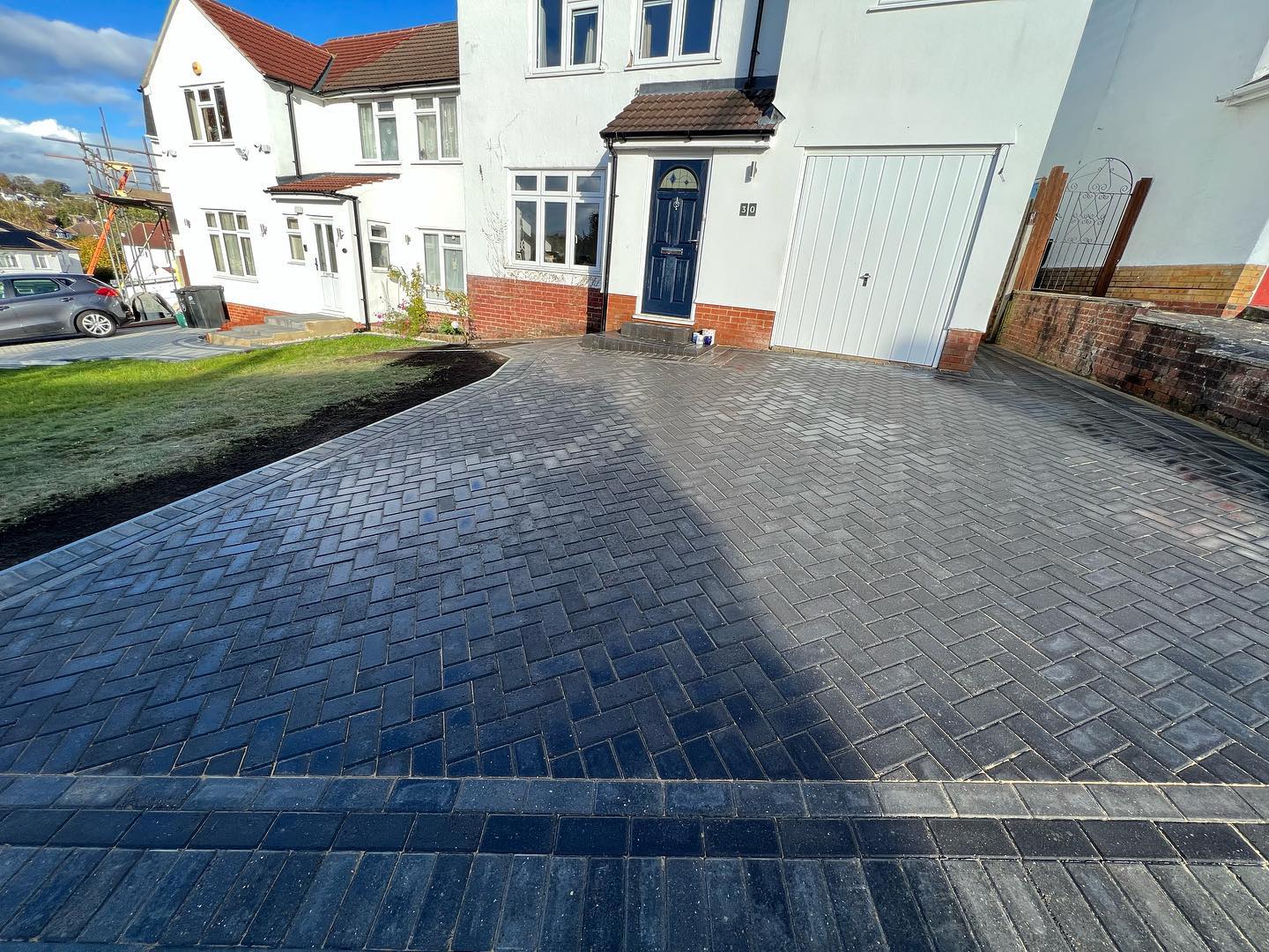 Omega paving
(charcoal with silver haze borders)