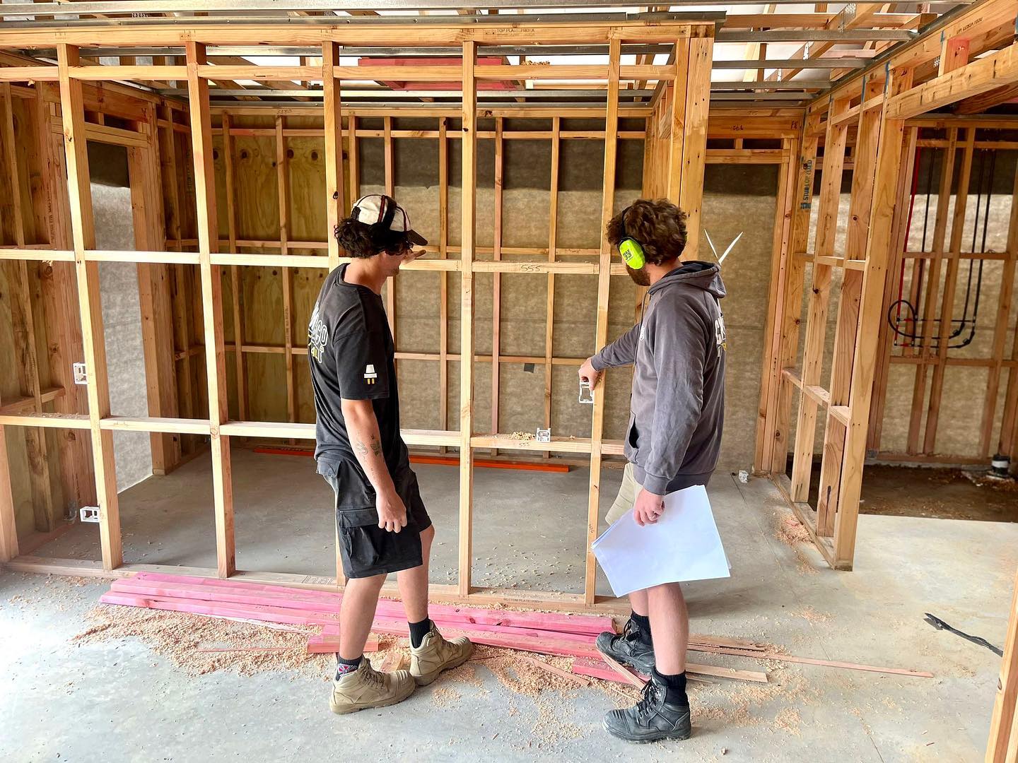 Another Design Builders BOP new build underway! A beautiful four bedroom home with many brick and timber wall lighting features. Day one of prewire ๐