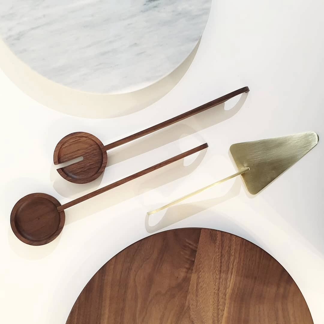 Getting ready for hosting season.
.
.
.
#gracesoukystudio #gracesouky #cakeserver #brasscakeserver #saladspoons #saladservers #woodenspoon #woodenspoons #marbletray #marbleboard #cheeseboard #smallbusiness