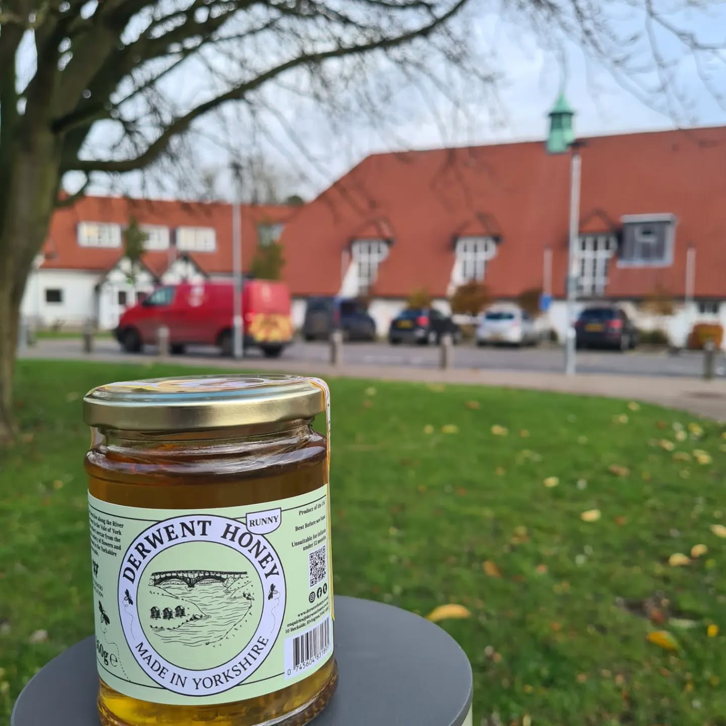 Calling everyone in York on 25th November. Derwent Honey are proud to attend next week's Christmas fair at the New Earswick Folk Hall, bringing the finest runny & soft set to this part of York for the first time.
Fill ya boots!
#derwenthoney @newearswickfolkhall #bees #Honey #christmasfayre #Christmas #foodmiles #eatlocal