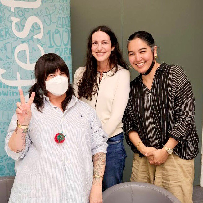 That time (a few weeks ago) when I met @marikotamaki and @jilliantamaki at a @wordfest event and got my copy of Roaming signed :)