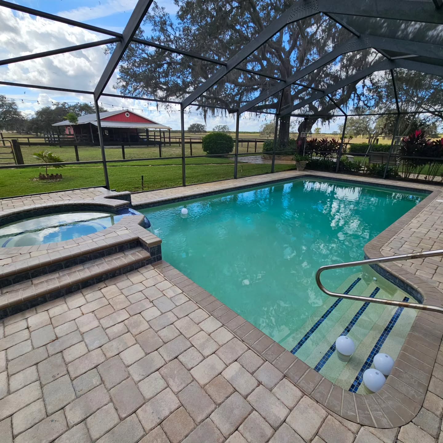 White Pebble Surface with Navy Blue Step Tile. Full chip off was required on this preparation due to the amount of hollow from the substrate.