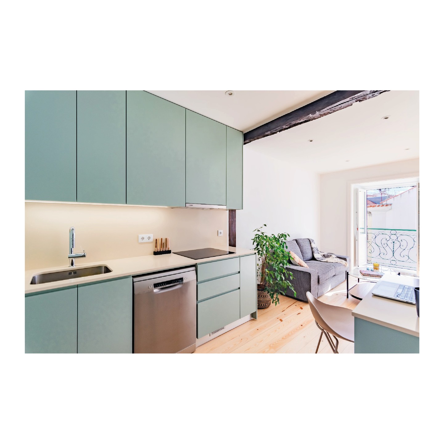 ~ APARTAMENTO EM ALFAMA ~
Renovação
Alfama, Lisboa
~ 2023 ~