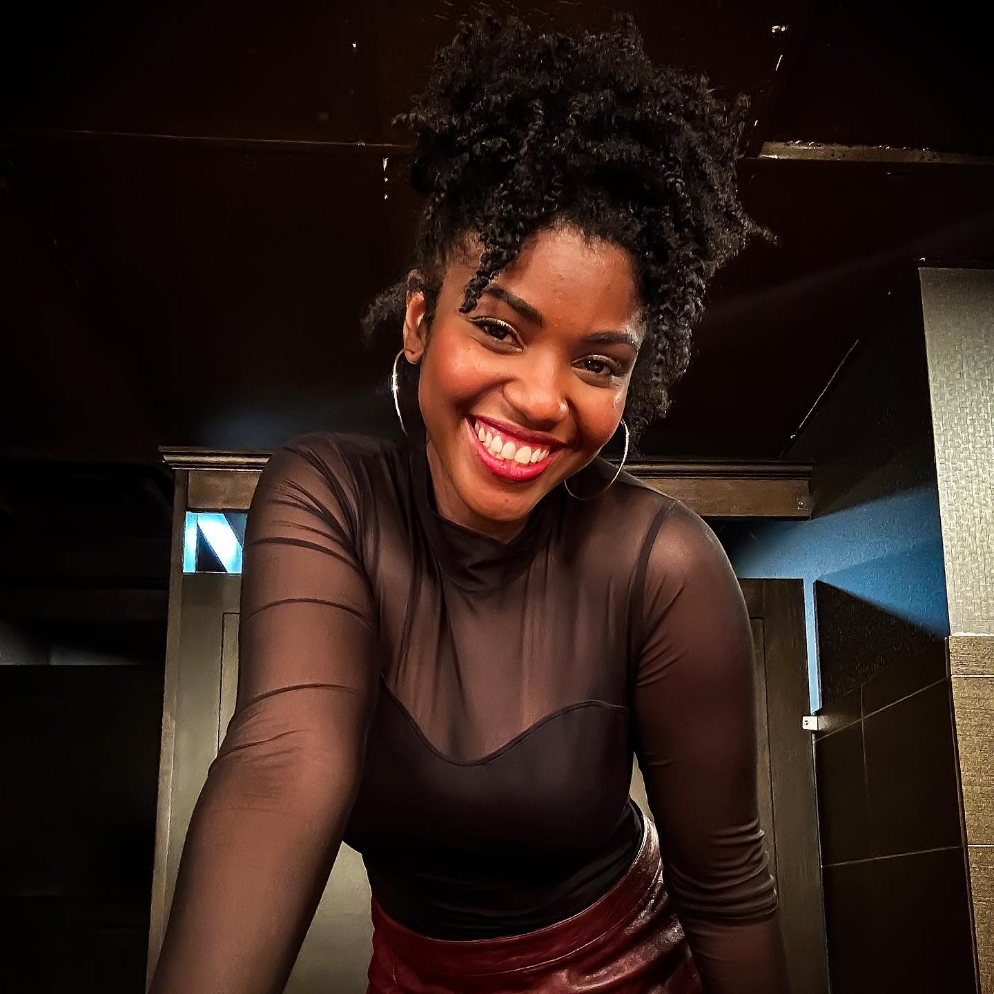 A night out in Cleveland 🖤
Y’all know I love my birthday so it was extra special to kickoff the festivities with a joint celebration with the November Bday ladies in our cast! It was a fun night!
#birthdaygirl #novemberbabies #tourlife