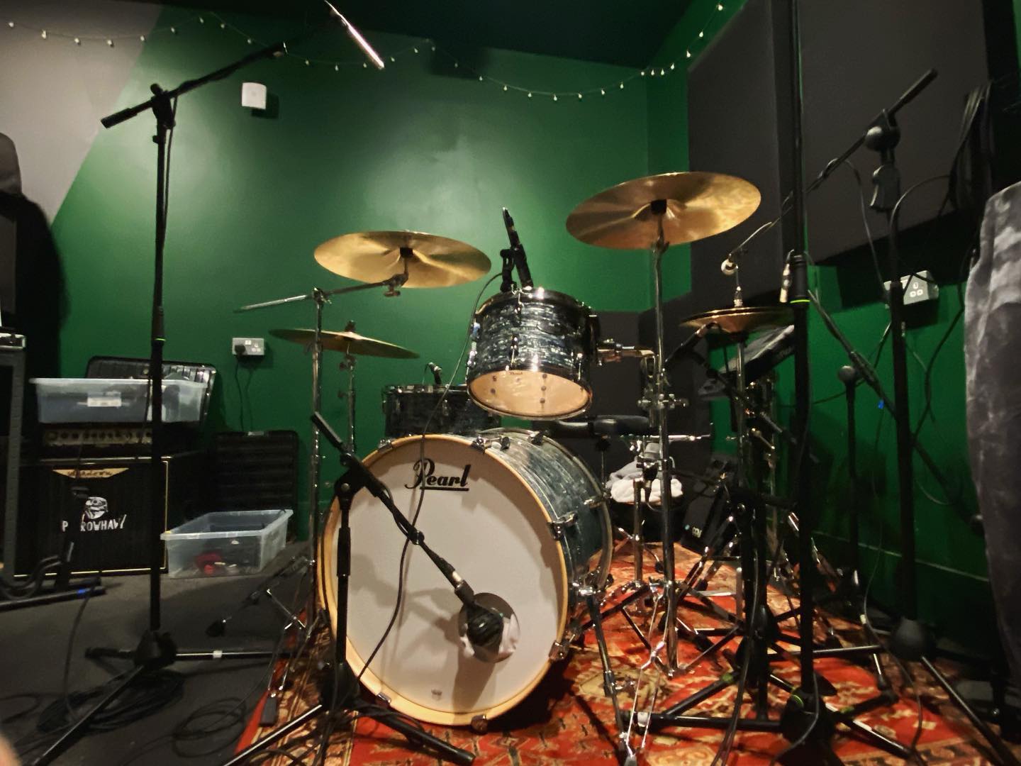 Great weekend with @jacks_saving_grace putting together their latest record
.
.
.
#music #recording #band #studio #manchester