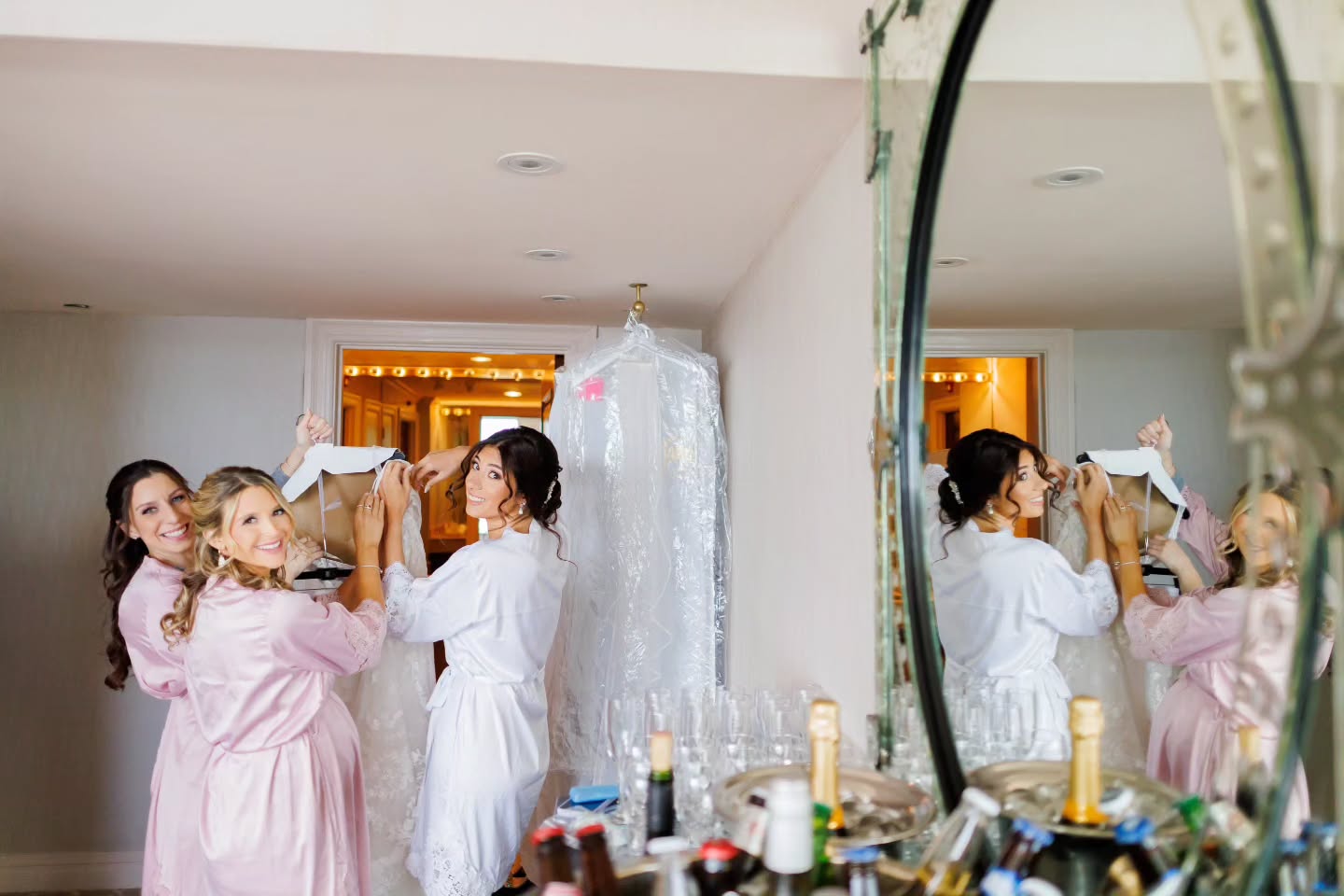 Getting Ready Tappas Platter 🩵🧡❣️
.
From the wedding of Lisa & Greg
.
.
.
.
.
.
.
.
.
#love #bride #gettingready #tappas #weddingphotographer #weddingphotography #fallwedding #weddingphotoinspiration #ispwp #fearlessphotographers #hellodvlop #hudsonvalleyweddingphotographer #hudsonvalleyweddingphotography #nycphotographer #nycphotography #ctweddingphotographer #ctweddingphotography #hudsonriver #hudsonvalleymagazine #artisticweddingphotographers #wellwedmagazine #lookslikefilmweddings #bridesmagazine #sonyalpha #adobelightroom #canonshooter #stylemepretty #greenweddingshoes
