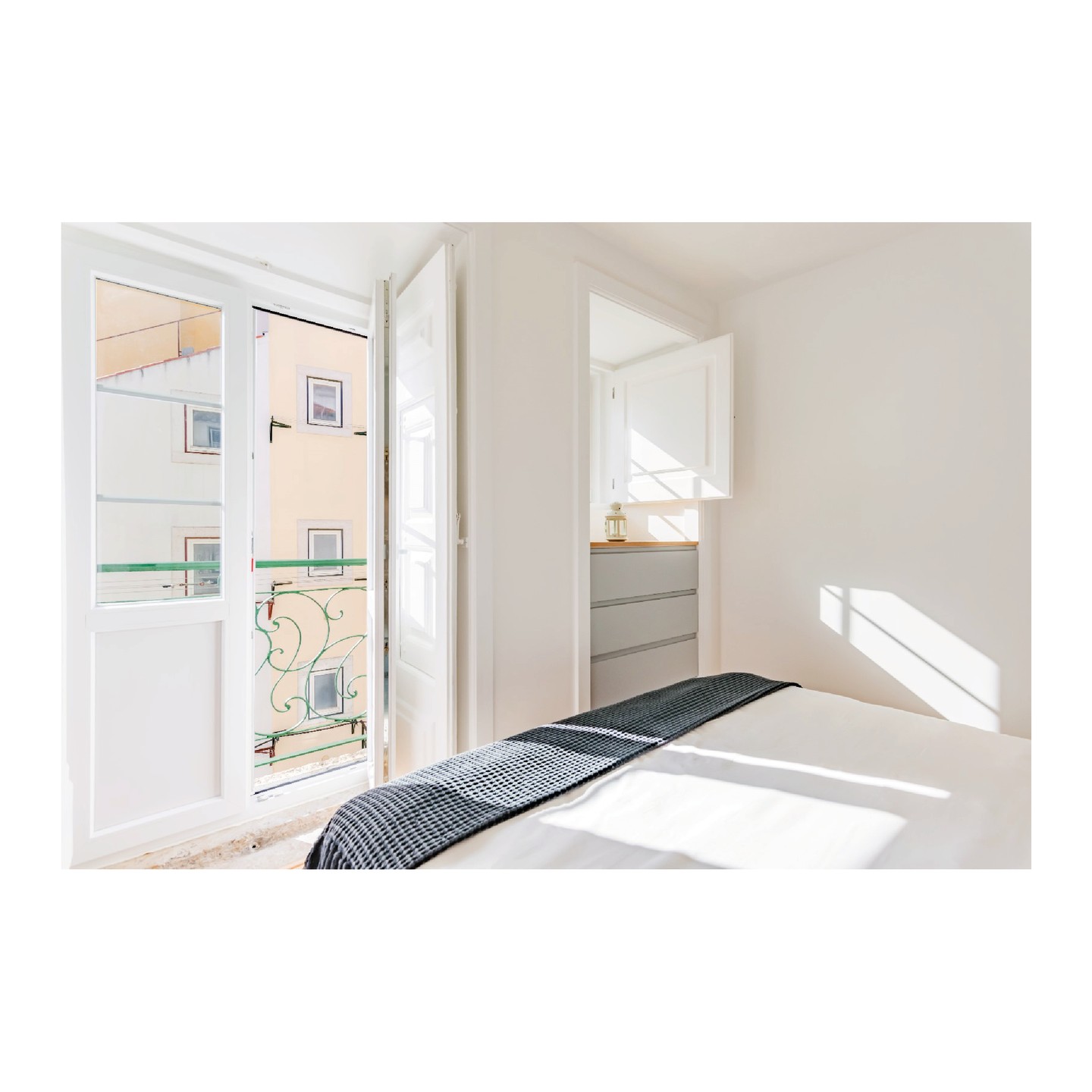 ~ APARTAMENTO EM ALFAMA ~
Renovação
Alfama, Lisboa
~ 2023 ~