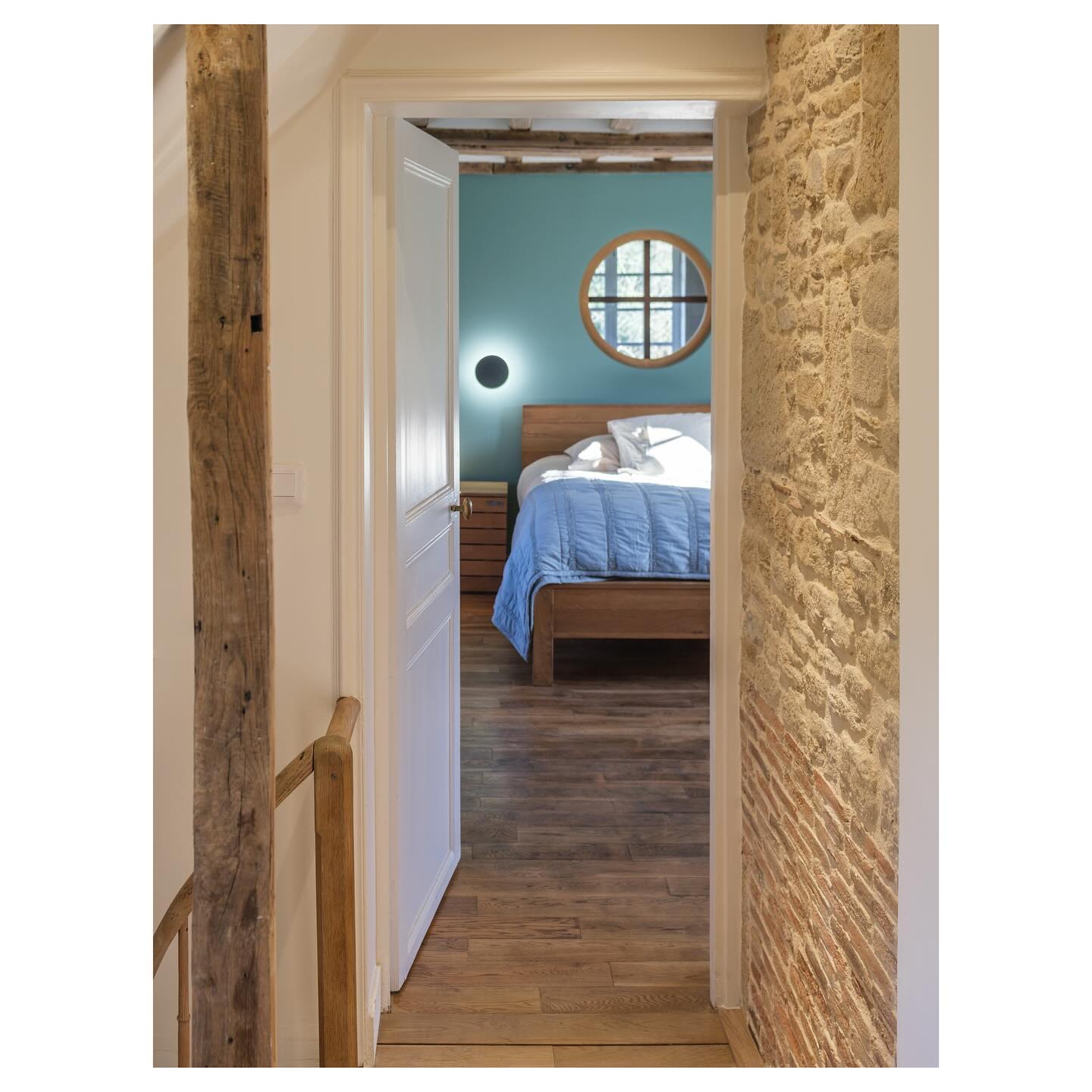 Le Manoir: #suiteparentale #homedecor #homemade #decoration #decoration #homedecoration
#homestyle #DesignInterieur #DecorationInterieur
#DecoDesign #InteriorDesign #ModernDesign #StyleDeVie #InspirationDeco #ArchitectureInterieur #DesignTrends #MaisonChic #RenovationInterieur #DecoAddict #EspaceDeVie #DesignMinimaliste #DesignContemporain #MobilierDesign #DesignInnovation #ProjetDeco #DecorateurInterieur