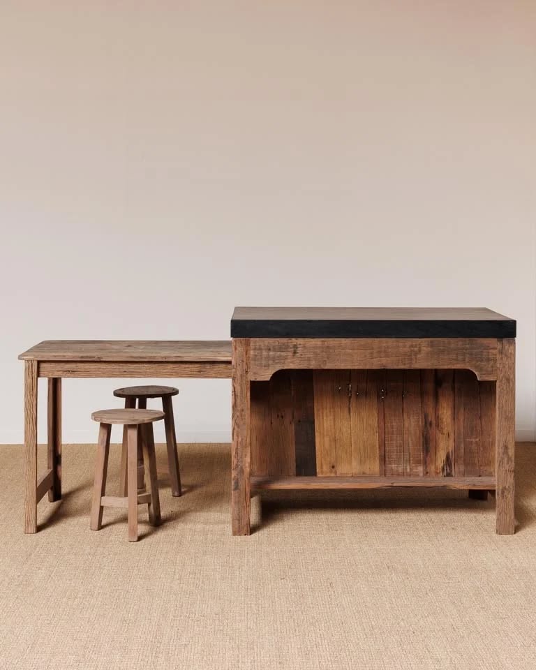 NEW PRODUCT
Kitchen Island with black marble top and sliding table Med fri frakt till hela Sverige
#kök #köksinspo #köksinspiration #möbler #frifrakt #vardagsrumsinspo #inredningdesign #inredningstips #renovering #byggahus #kitchendesign #kitchentips