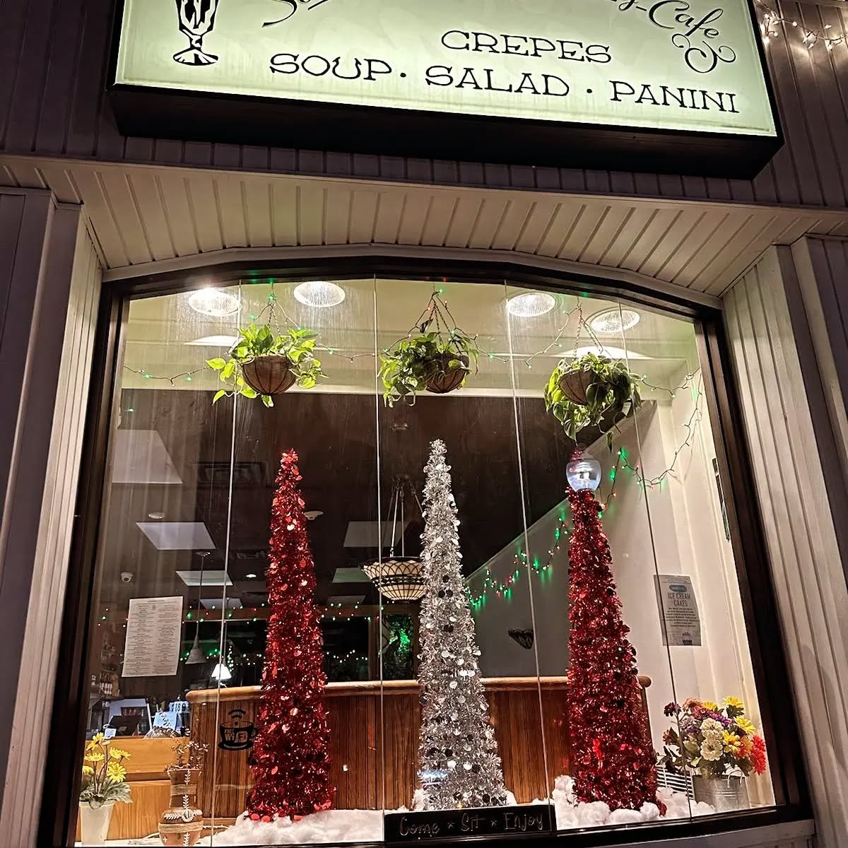 We waited until after Thanksgiving to decorate, we promise! We're closed tonight as we finish up our holiday flavors and treats for December, but we'll be back bright and early tomorrow for breakfast and lunch :)
In the meantime, have a great night from us, our resident elves on the shelf, and our rooftop Santa 🎅