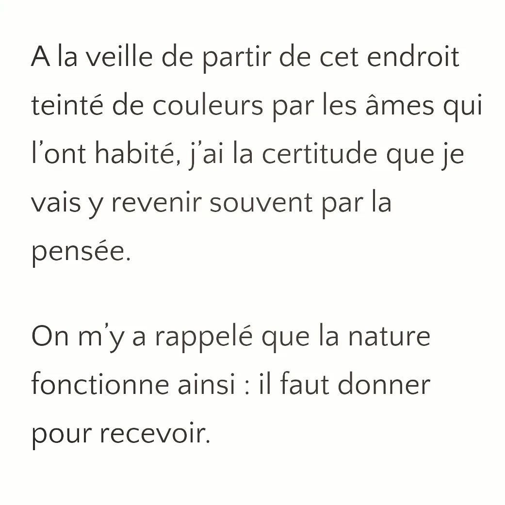 "On ma rappelé que la nature fonctionne ainsi ; il faut donner pour recevoir " Extraits du retour d'expérience d'Hélène sur sa résidence artistique à @villa_wasi_de_la_poesie_ 💛 🙏@takeitarty