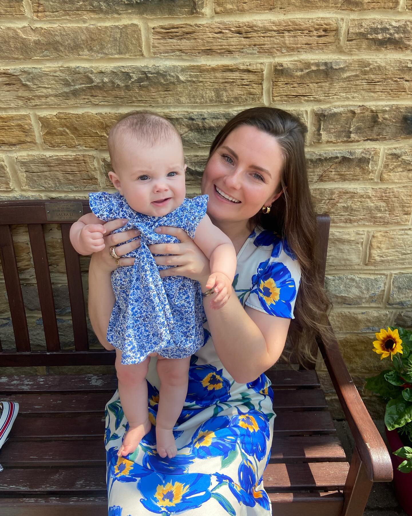 Harper girlie is 1 🥰 Thank you for bringing the cutest, funniest kid (& tiny friend for me) into the world @callumcrowther @laurenabamford. I know you can’t read Harper but love you !!!