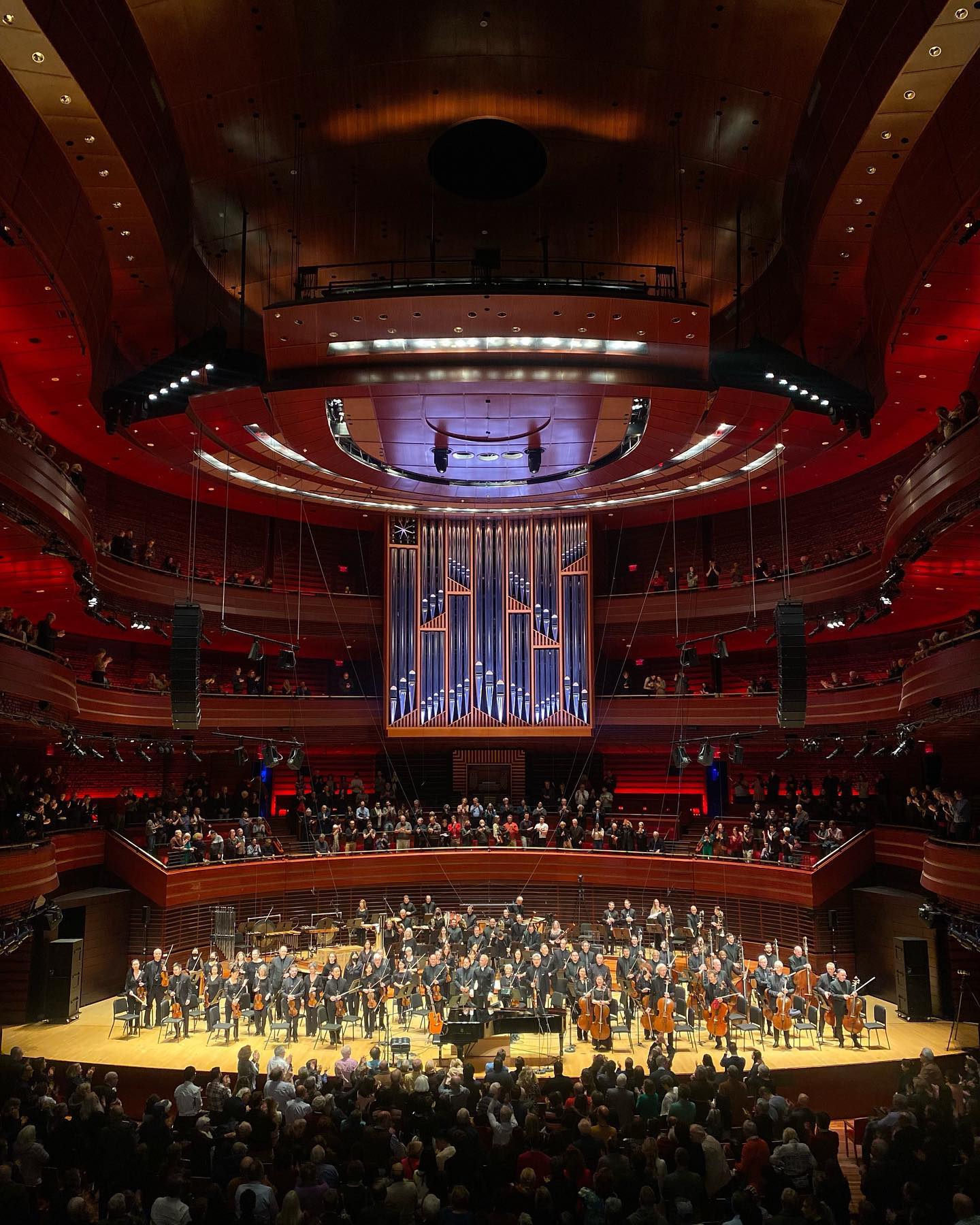 Congratulations to @philorch @nezetseguin @mariaduenasviolin @helen_grimaud23 @moby with an amazing concert celebration of Deutsche Grammophon's 125th birthday! #01 📸 by @andre_melnyk