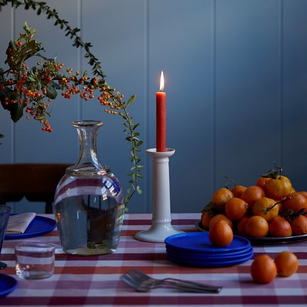 Loving this image from interior designer Nicola Harding. In her latest newsletter, she suggests making a simple Christmas table cloth from a length of fabric. Apparently you don’t even have to hem it. A genius idea!
How do you like your Christmas table? I find myself drawn to the non-Christmassy Christmassy looks, if you know what I mean. Mine’s going to be a linen table cloth with wide green stripes, blue glass candle holders and pink candles. Plus a vase of foraged branches with red berries.
In other news, I’m currently booking in clients for February 2024 onwards. So if you’ve been thinking about working with me, please do get in touch.
Drop me an email at lucy@lucybanwell.com or DM me and we can get your copy project booked in.
📷 @nixbynicolaharding
#interiorswriter #propertywriter #copywriter #interiorsjournalist #contentwriter #copywriting #interiorscopywriter #interiordesign #designinspo #interiorinspo #interiors #luxuryinteriordesign
#interiorsblog #homeinteriors #homeinspiration #boldinteriors #colourmyhome #ihavethisthingwithcolour