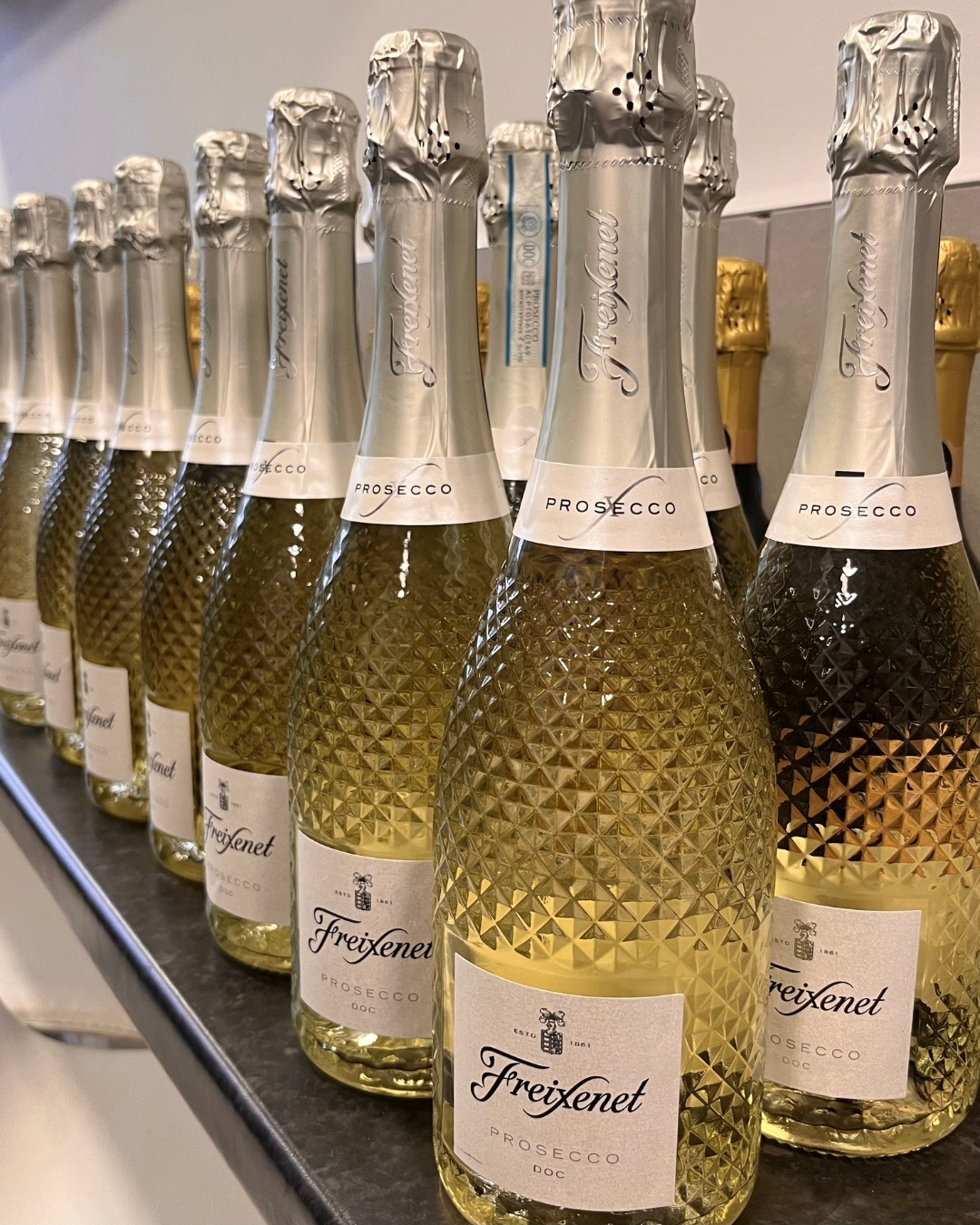 Feeling the holiday cheer ⨠A heartfelt thank you to our wonderful suppliers and contractors for the Christmas gifts! šš
#LondonBlockManagement #LondonChristmas #ChristmasGift