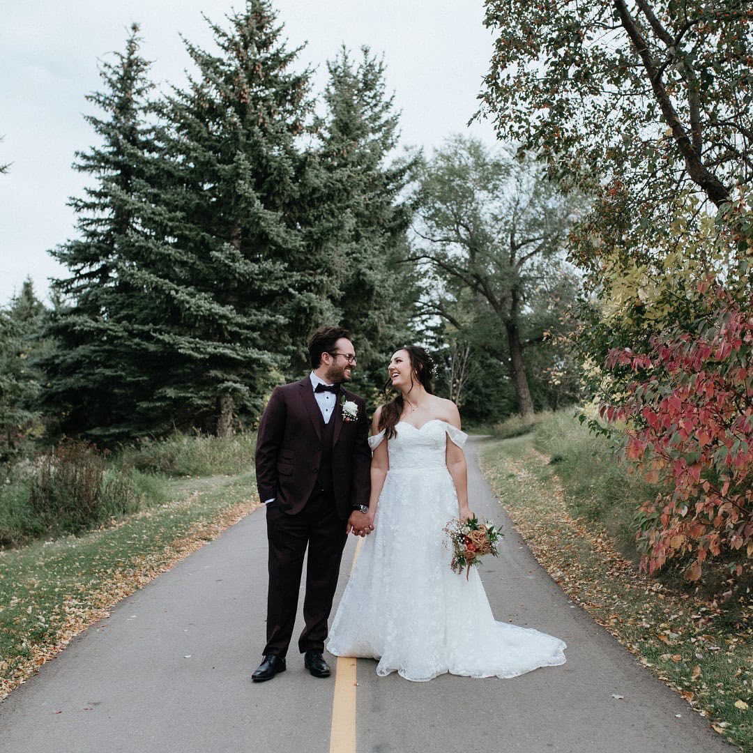 Part 2 of Samantha & Mike’s Quarry Golf Course Wedding!
From portraits, to first dance upon entering the reception, to private vows at blue hour - these lovebirds made extra time on their wedding day for just the two of them (well, plus me) And it was so special to be the one they shared it with.
Hoping to send their final gallery soon, it’s a mad dash to the finish line before Christmas!
_____
Photog: @kanderphoto
Bridesy Babe: @samantha__was
Groom: @rvbmike
Dress: @thebridalboutique
Hair /MUA: @blushartistrymua
Groom Attire: @mdrn_measure
Florals: @flowersbymerle
Venue / Catering : @thequarryedmonton
DJ: @djkwake.entertainment
Chairs / Arches: @rivercityevents
Limo: @apexlimousineservices