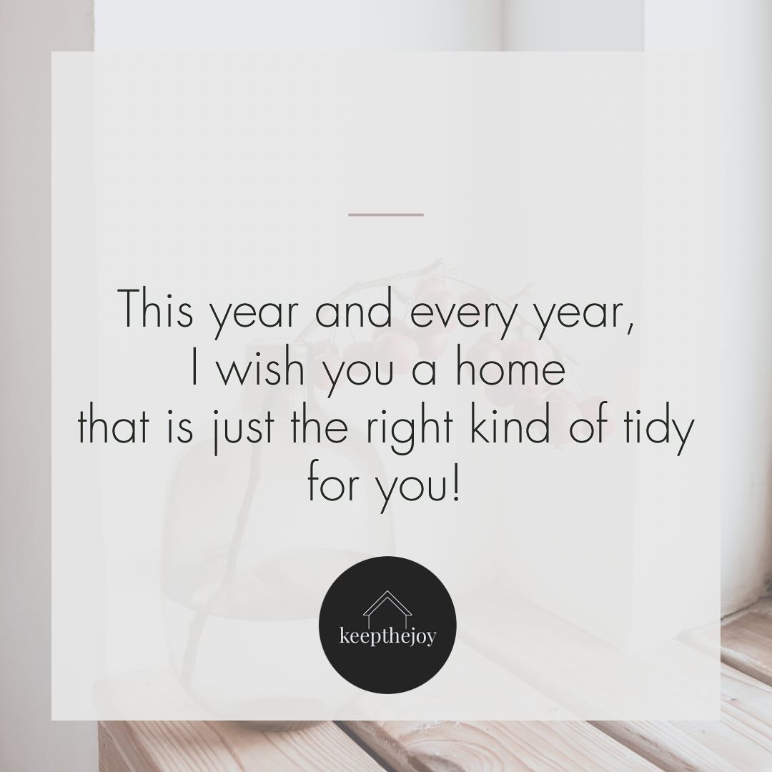 🏡✨ Everyone’s definition of neat is unique. Embrace yours this year! ✨✨✨
#TidySpace #HomeGoals”