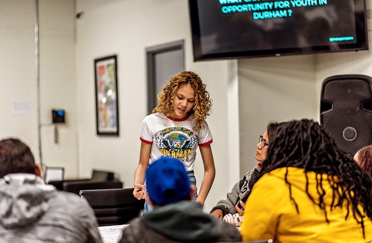 Remember @azalyneklukowski from our 1st TownHall in 2019? The young girl with a passion to sing and one day be on stages with her craft …
she’s doing it !
Keep going & never give up !
Go give her a follow and support her journey.
Her song FRAGMENTS is available on Spotify 🔥