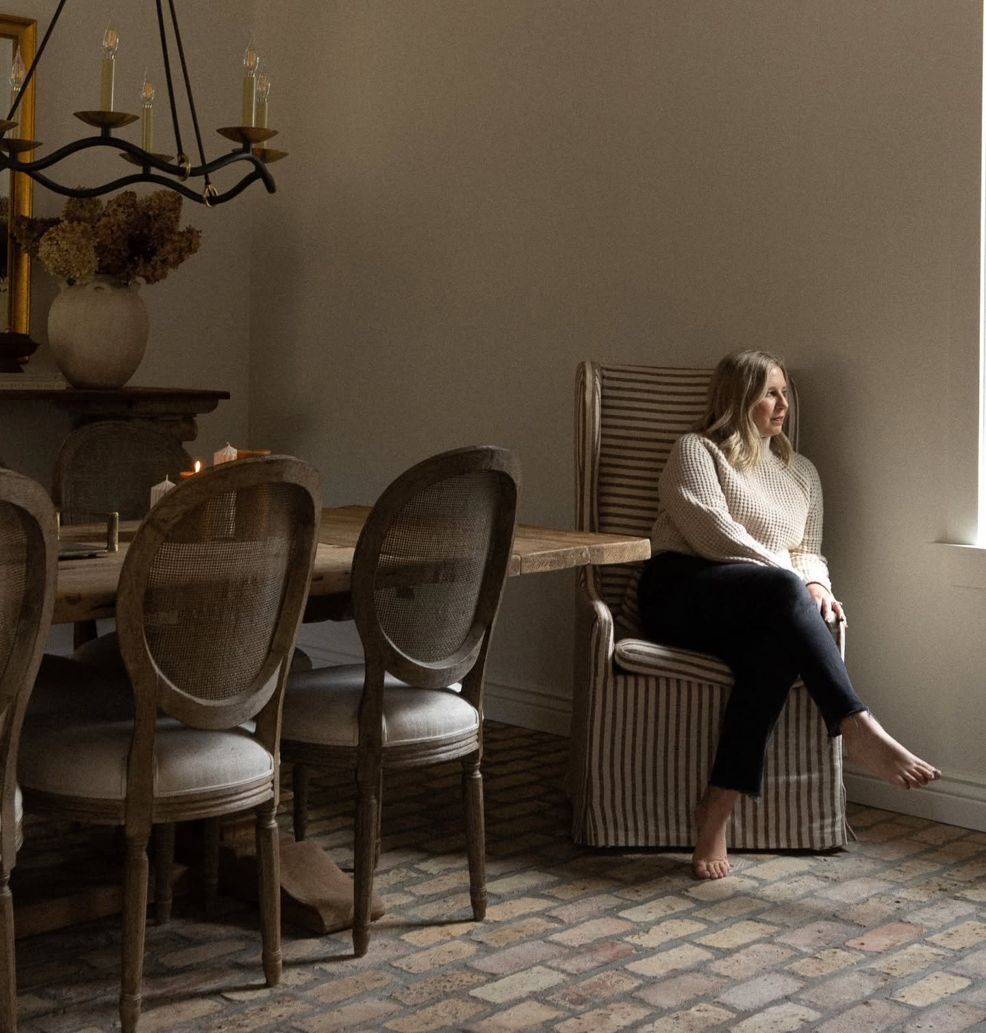 I am a big fan of the New Year! I am an enneagram seven and love newness and the excitement of change and new beginnings. Maybe that is why I love design so much. The idea of creating something new is so exciting for me every single time. I don't love resolutions, but I love taking the time between the holidays to rest and set intentions for the coming year. The extra quiet between the holidays is just what I needed this year. I am so excited for all the change and newness coming in 2024, but I want to focus on enjoying some of the slower moments. I want to light the candles a little more, play a few more board games with the kids, sip the coffee a little slower, and dance a little bit more in the kitchen. Cheers to 2024!
Design: @cassieklassenhome
Photos: @katieskinner.interiors
Styling: @cassieklassenhome and @leighandcointeriors