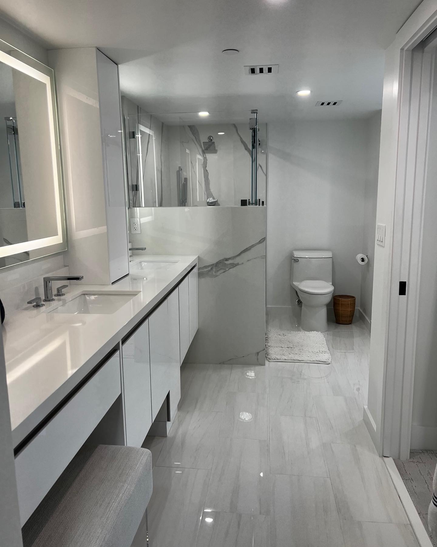 There is nothing better than adding space and light to your home. This open concept bathroom came out perfectly.
.
.
.
#bathroom#bathroomdesign #bathrenovation