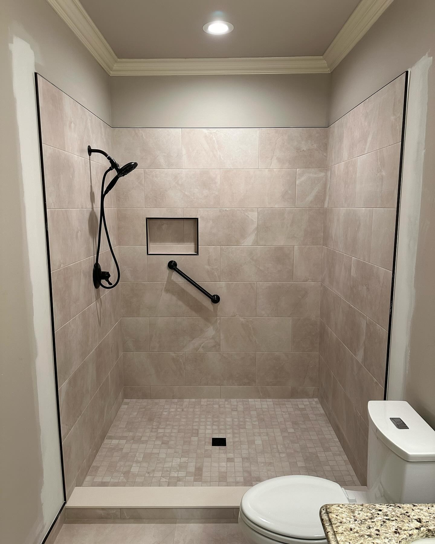 New shower and bathroom floor for these awesome customers of ours. Get yours today by visiting the link in our bio!
#bathroom #remodel #schluter #virginiatile #tileandstoneworks #kimbletile #subwaytile #largeformattile #lft #tec