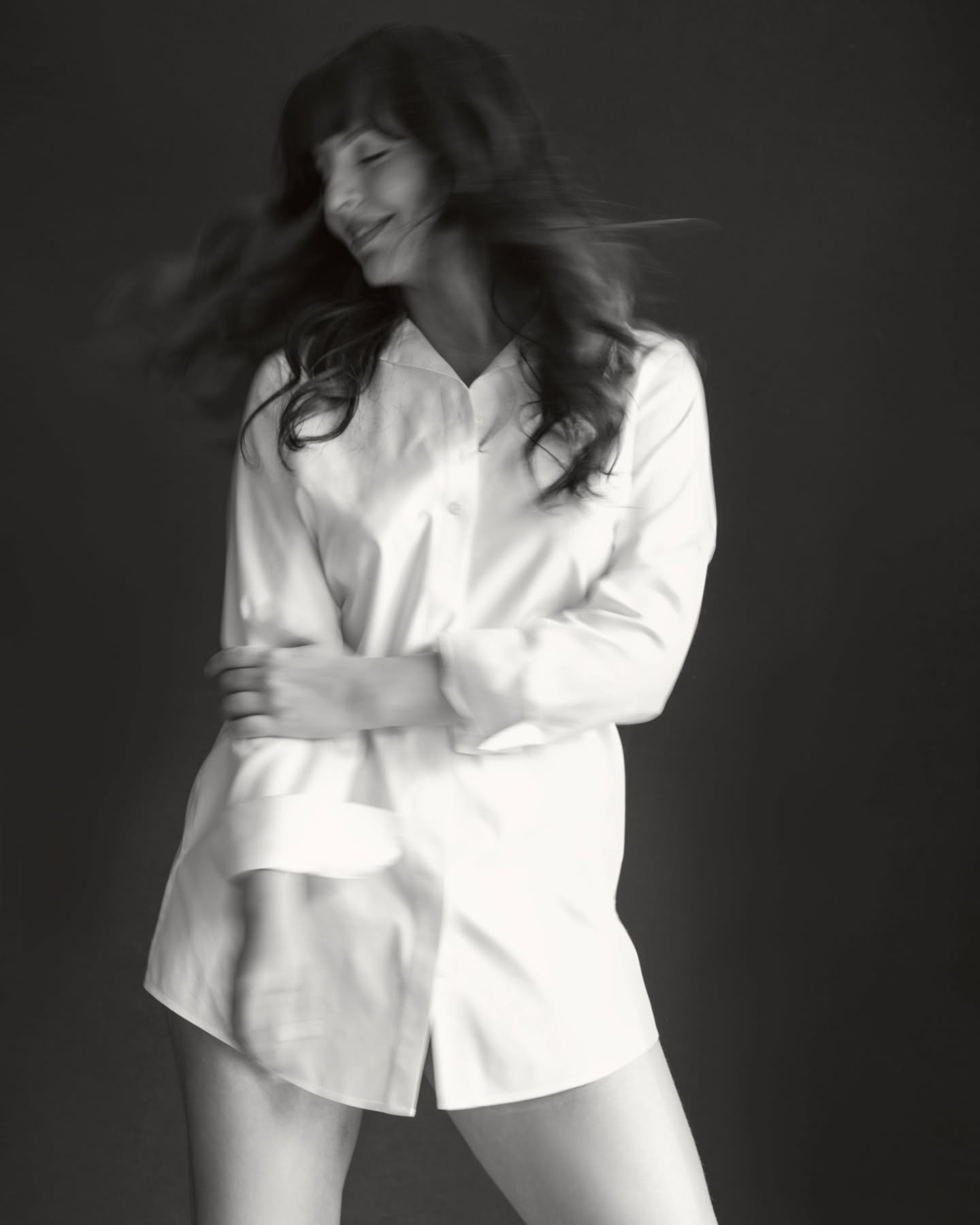 Finding the balance between proportion, emotion, & surprise. Elegant shot by the talented Lisa @studiowp 🖤