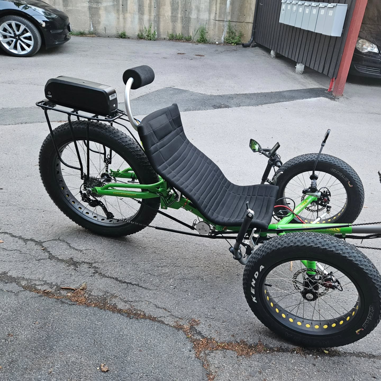 En av sommer /høsten 2023:s prosjekter
#customebikes.no #customebikes #customelectricbikes #fulldemper #elsykkelkonverting #bafang #bafangmotor #ebikes #elsykkel #elsykkelkit
