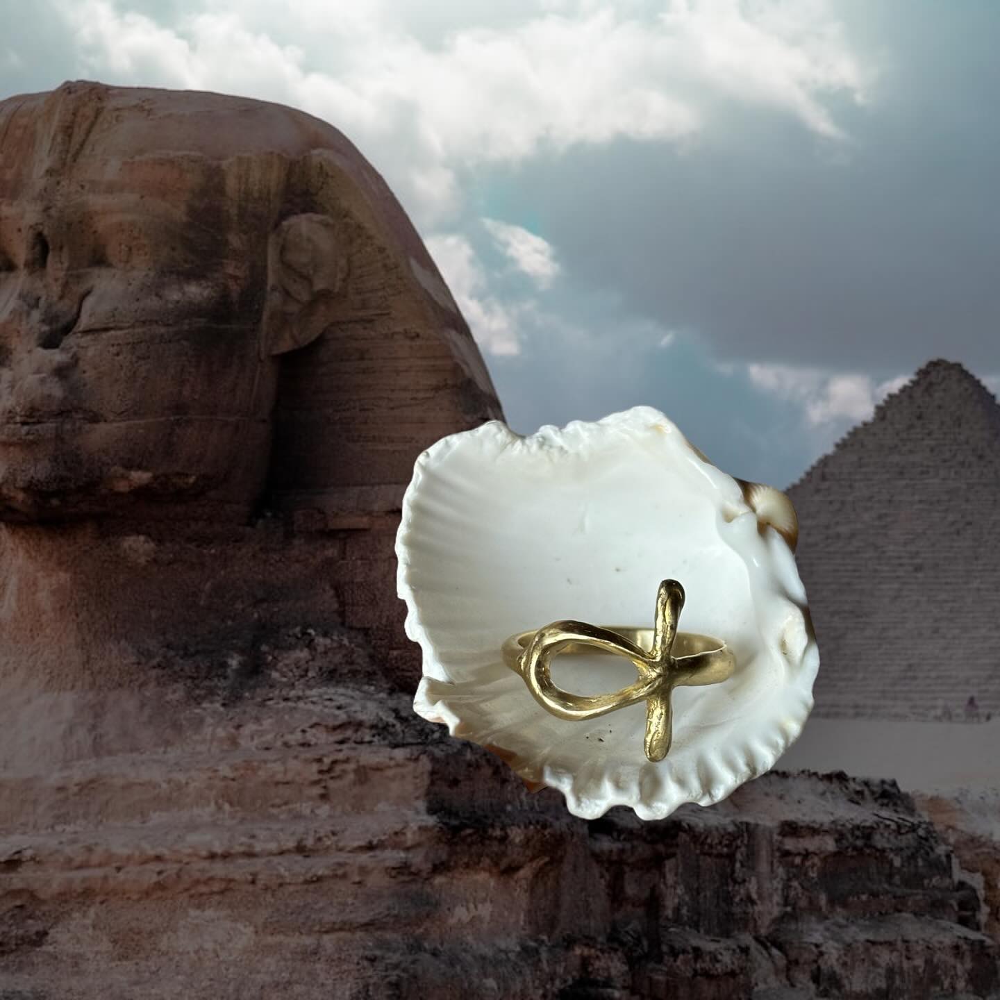 ANKH ring & OM NAMAH SHIVAYA necklace
Today playing with IA and photo design,.
officially presenting this ring and pendant, which I was working on this past summer and autumn, doing several tests, I have finally found the design that really fits what I was looking for. Sometimes months pass from when an idea comes until you physically project it, you let the ideas rest, and you pick them up again later when new energy comes to you.
#jewelry#jewelrycollection#jewelrydesigner #jewellery #handmadejewelry #handmadejewellery #handmadejewelrydesign #jewelrydesign #ancientegypt#egypt #ancientjewelry #ancientinspiredjewelry #ancestralhealing #symbols#yoga#yogui#yogini #yogawoman #yogagirl #womenjewelry #yogapractice #yogainspiration