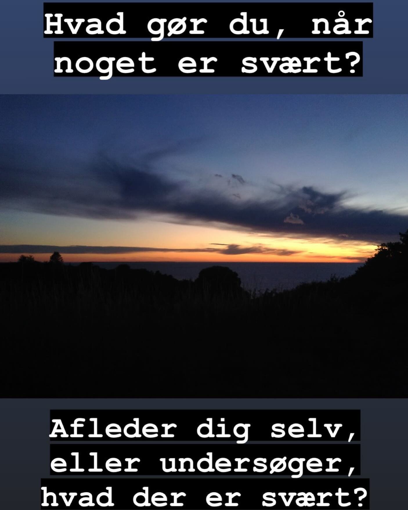 DER ER EN HELBREDENDE KRAFT i at kunne bevare forbindelsen til sine følelser. De er vores kompas, som kan fortælle os vigtig viden.
HVIS VI FORTRÆNGER dem til det ubevidste, forsvinder de ikke. Vi er bare ikke længere i kontakt med dele af os selv.
#psykoterapi #samtaleterapi #psykoterapeut #psykoterapeutmpf #psykologi #samtaleterapi #følelser