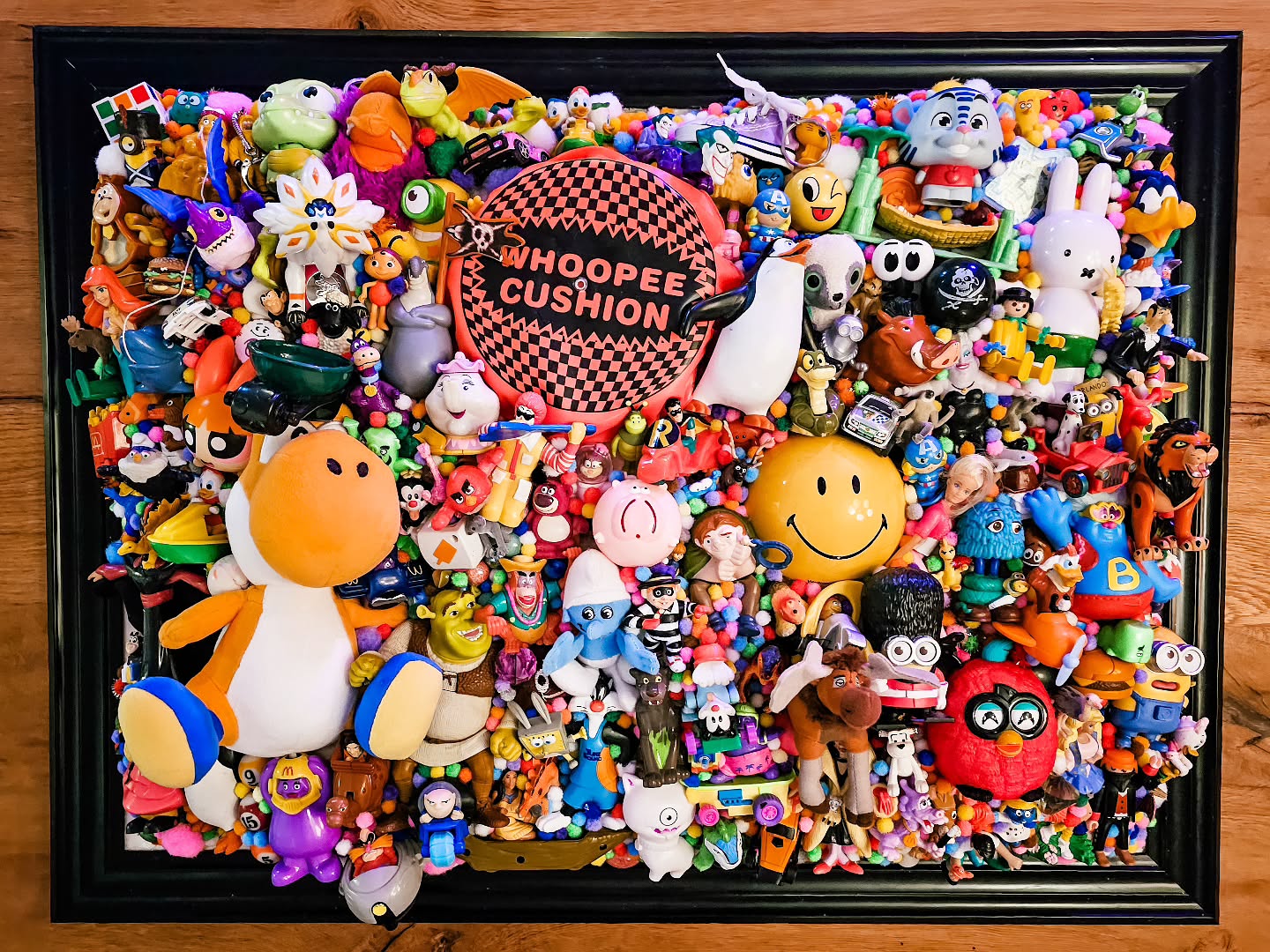 'Whoopee' the biggest one yet is ready! 🔥💩
Hij is klaar, de grootste tot nu toe! 🥳
If interested? --> DM
#toys #walldecor #wallpainting #wallart #kinderkamer #kinderkamerstyling #kids #kunstwerk #kunst #popart #mcdonalds #disney #disneyart #smileytoko #musthave #collector #speelgoed #speelgoedkunst #popart #popartstyle #popartartist