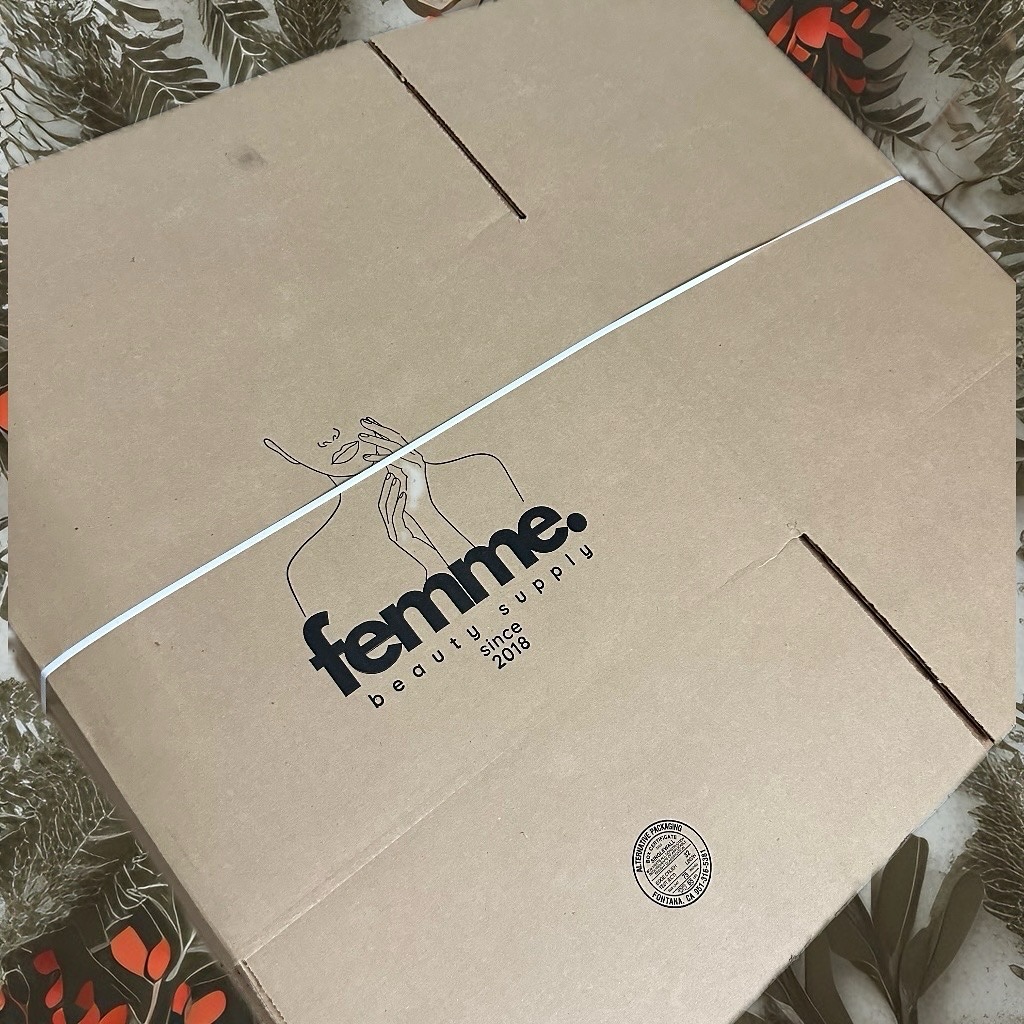 Looking for custom size shipper boxes? Look no further!
We’ve got you covered with tailor-made solutions to suit all your shipping needs.
#printedcorrugatedboxes #custompackaging #branding #packagingdesign #personalizedboxes #promotionalpackaging #eyecatching #standout #packagingideas #creativepackaging #print #printmaking #cartons #creativedesigns