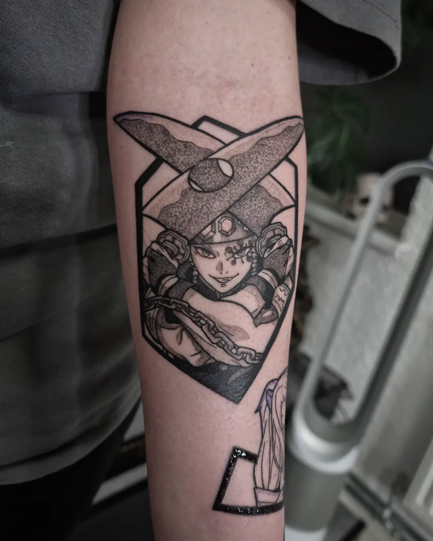 coming in 2k24 like Tengen 🖤
hi 🫡long time ago since the last post
#anime #animetattoo #demonslayer #demonslayertattoo #blackandgraytattoo #tattoo #uzuitengen