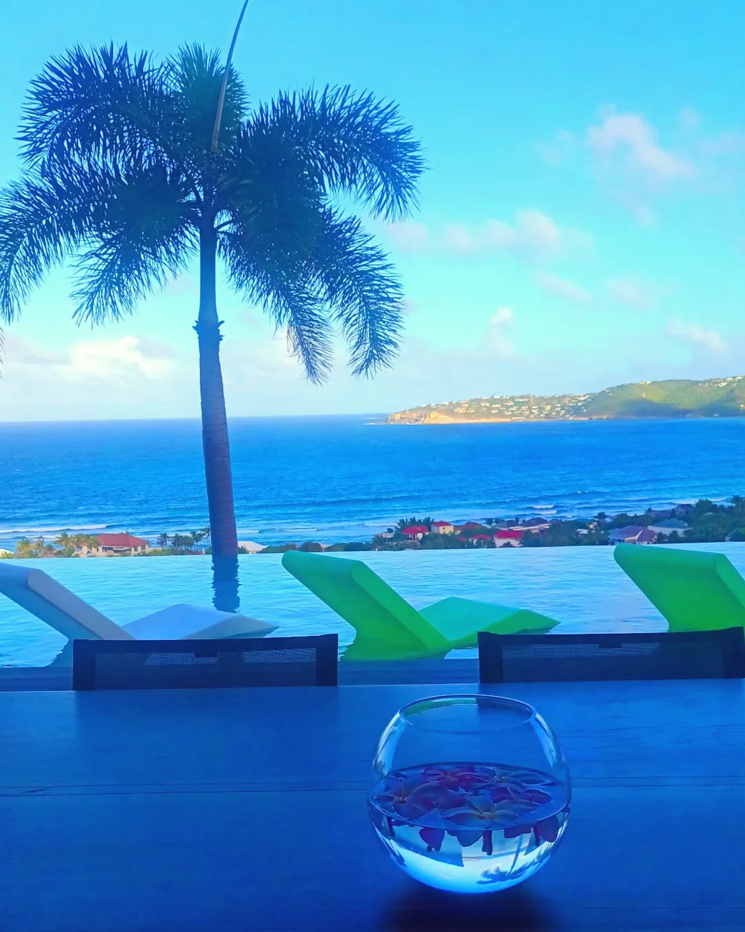 Peacefull massage @villa_grace_sbh @cecile_st_barth_massage
#seaviewsmassage #stbartsmasseuse #stbartsmassage #stbartsvacation #sunsetmassage #stbarthelemy #stbarts #massagetherapist #massageadomicilesbh #villaswithseaviews #Cecile_St_Barth_Massage