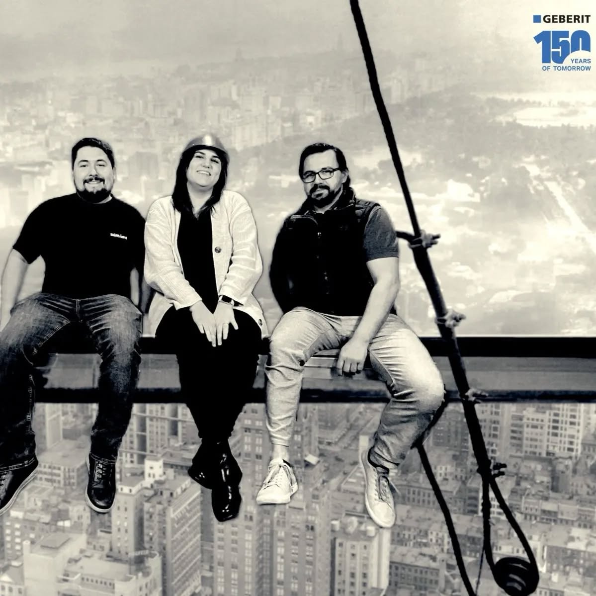 Gestern durften wir die Neuheiten der Sanitärtechnik und Badausstattung ganz nah erleben und innovative Verarbeitungstechniken selbst ausprobieren. Wir waren auf der Geberit NahDran-Veranstaltung im Veranstaltungsforum Fürstenfeldbruck. 🌊🛠️
#gittfried #karlsfeld #geberit @geberit_de #geberitnahdran #neuheiten #badezimmer #badeinrichtung #badezimmerdesign #technik #veranstaltung #fürstenfeldbruck #150yearsoftomorrow