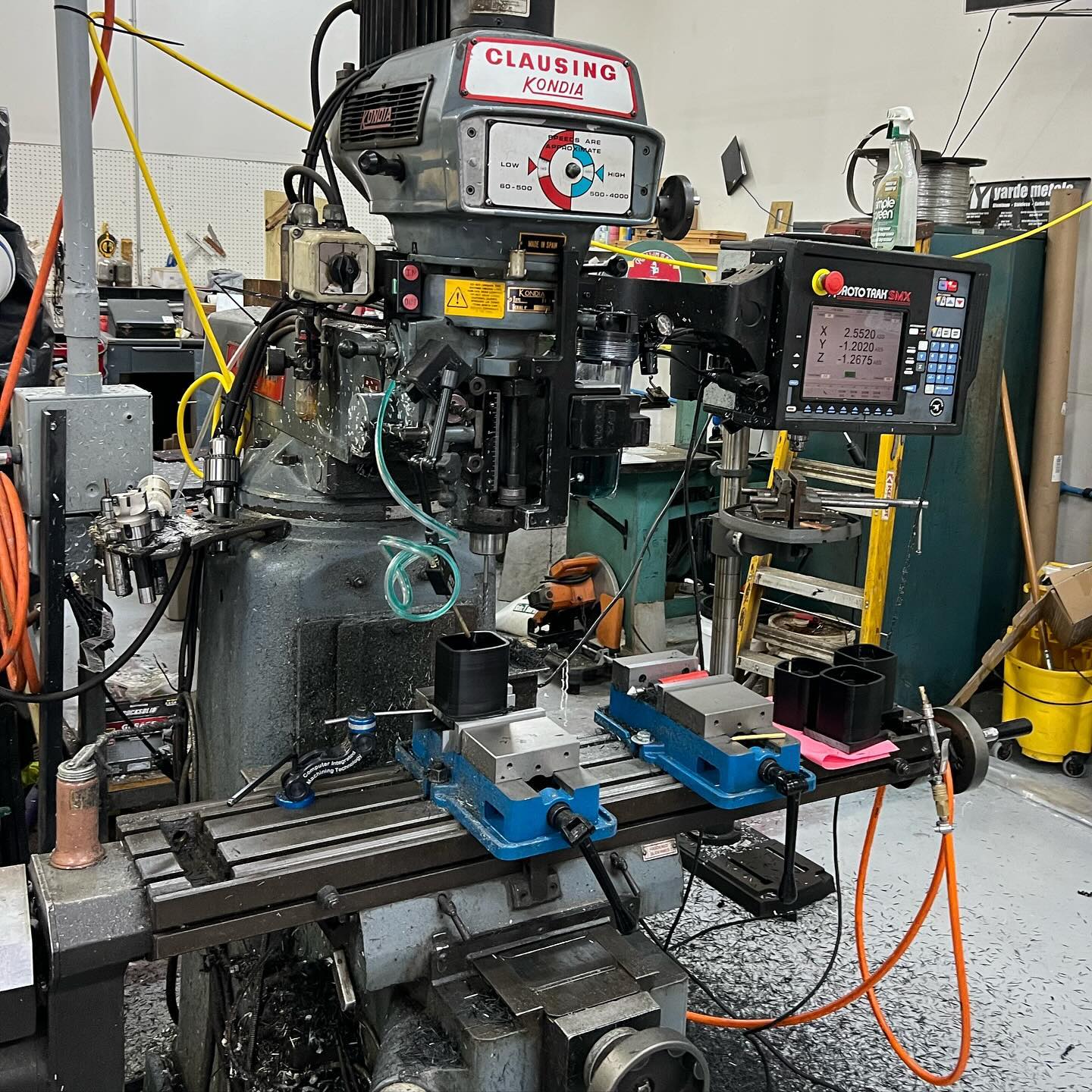 ⭐️ BUSINESS SPOTLIGHT ⭐️ check out these two local businesses @american_armament and @americanmachininginc in Willow Springs. American machining provides cnc milling and turning, mold and die designs and build and repair. They do prototype to full production in metal and plastics. And at American Armament they sell quality firearms and accessories. If you’re in the market for either of these definitely check them out! We are looking forward to working with Allan and Angela!