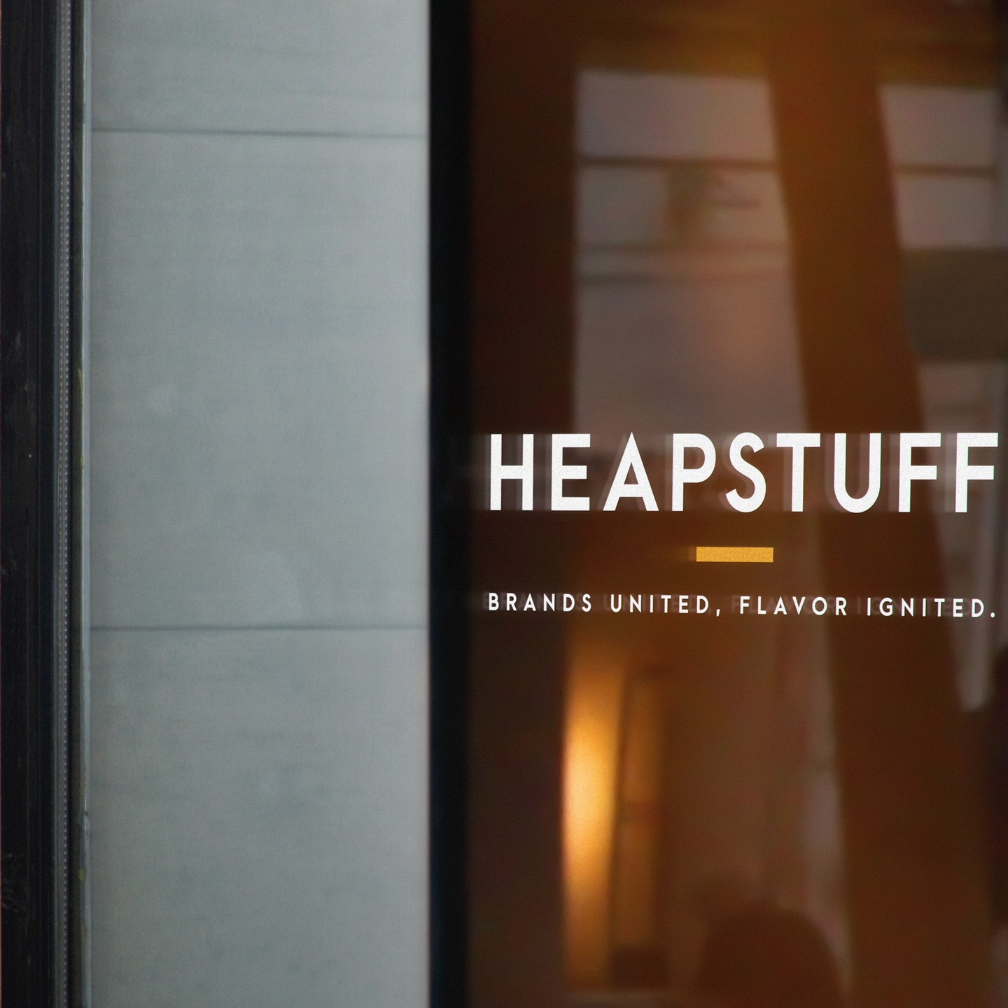 Marka tasarımı çalışmaları.