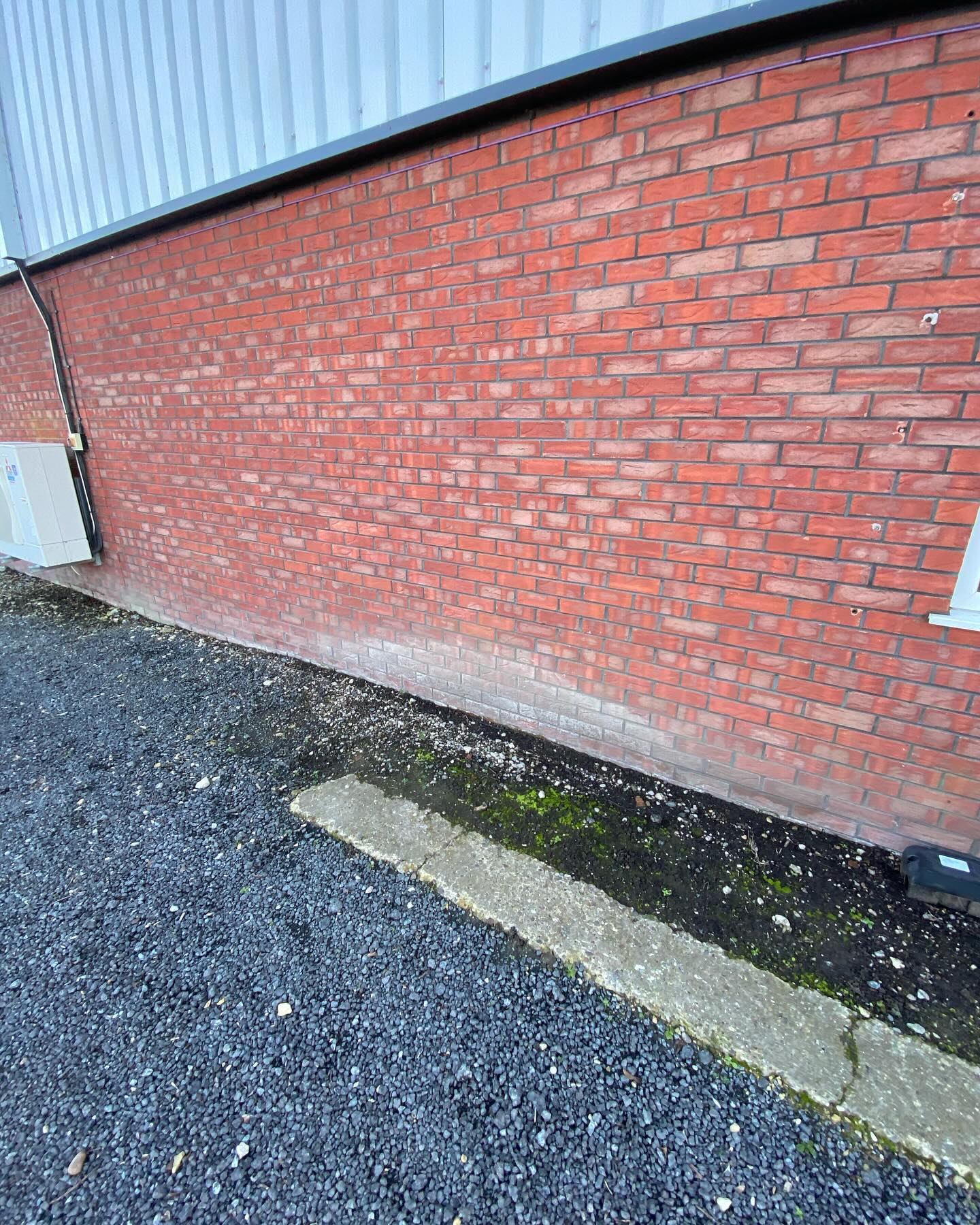 Tidying up the brickwork on this property after the builders had finished 😎