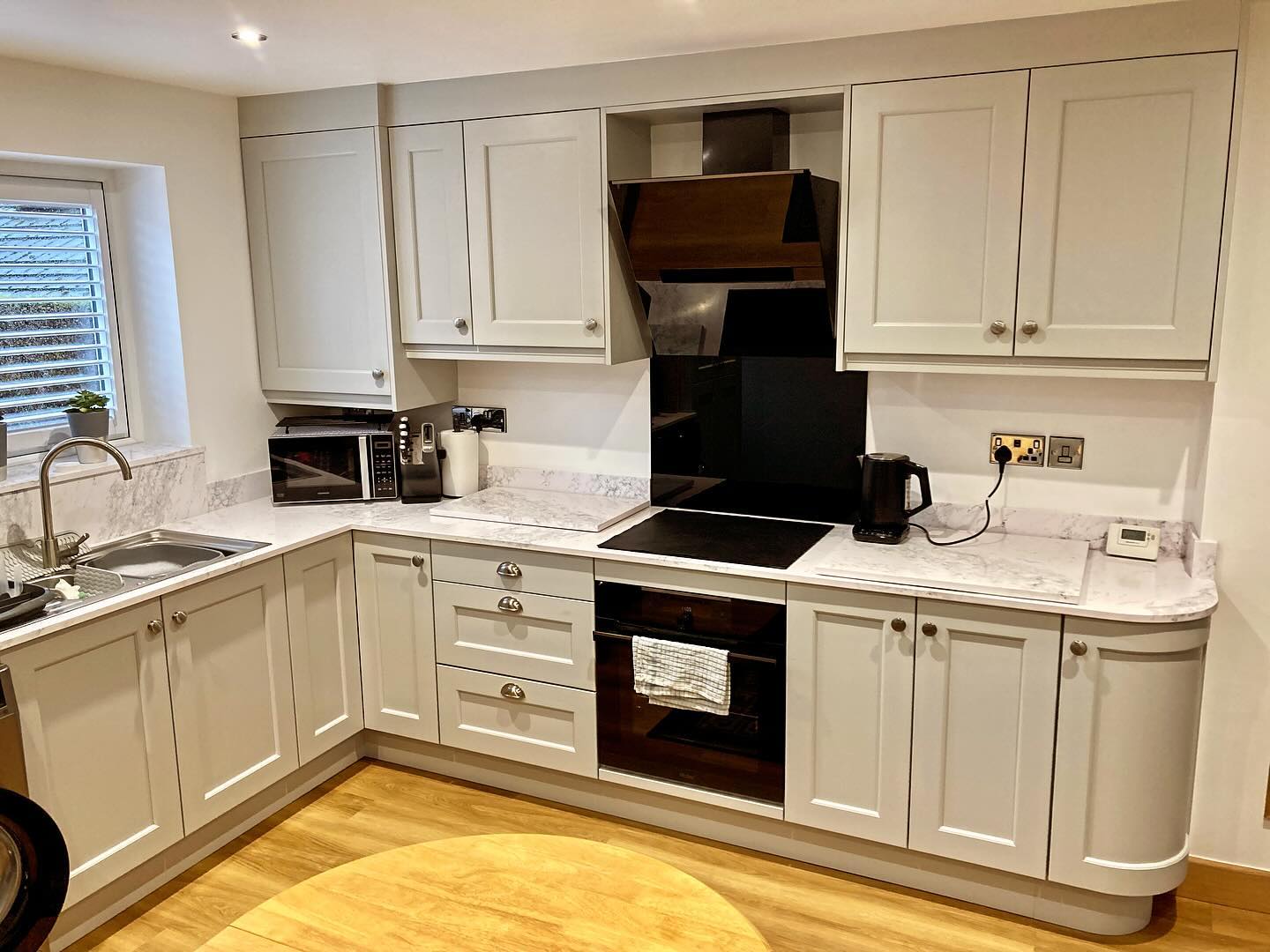 Elegant and functional from Walters & Co Yorkshire ltd. Book a free consultation with our kitchen design expert and start building your perfect kitchen.